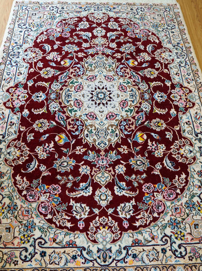  ペルシャ絨毯 ナイン 156×108cm