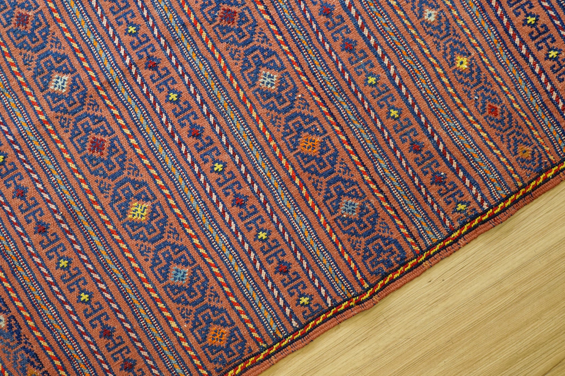  ペルシャ 手織りキリム トラバルラグ 144×94cm