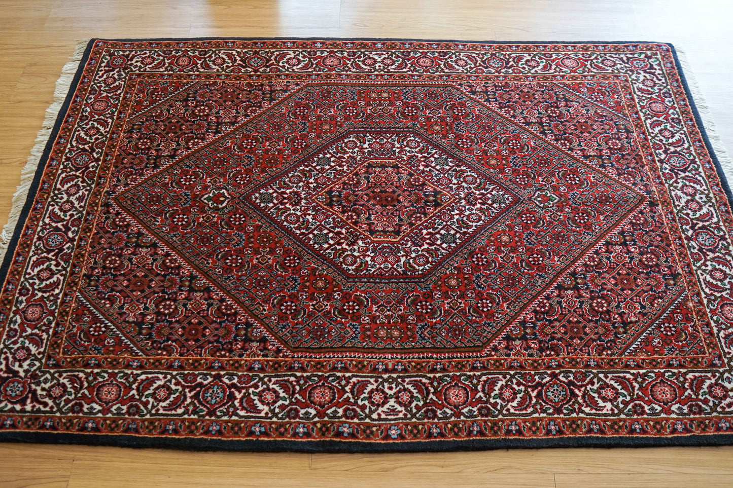 ペルシャ手織り絨毯 ビジャー産 171×113cm｜ ウール リビングサイズ ビジャール