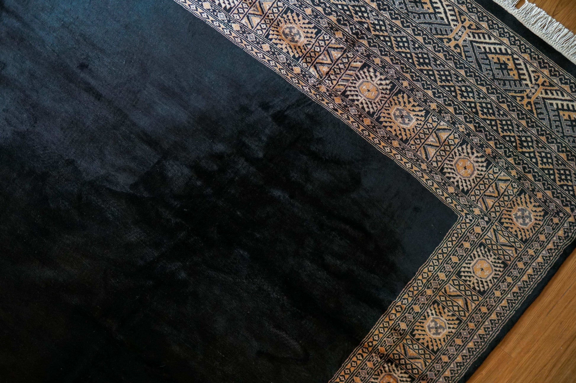  パキスタン手織り絨毯 293×254cm