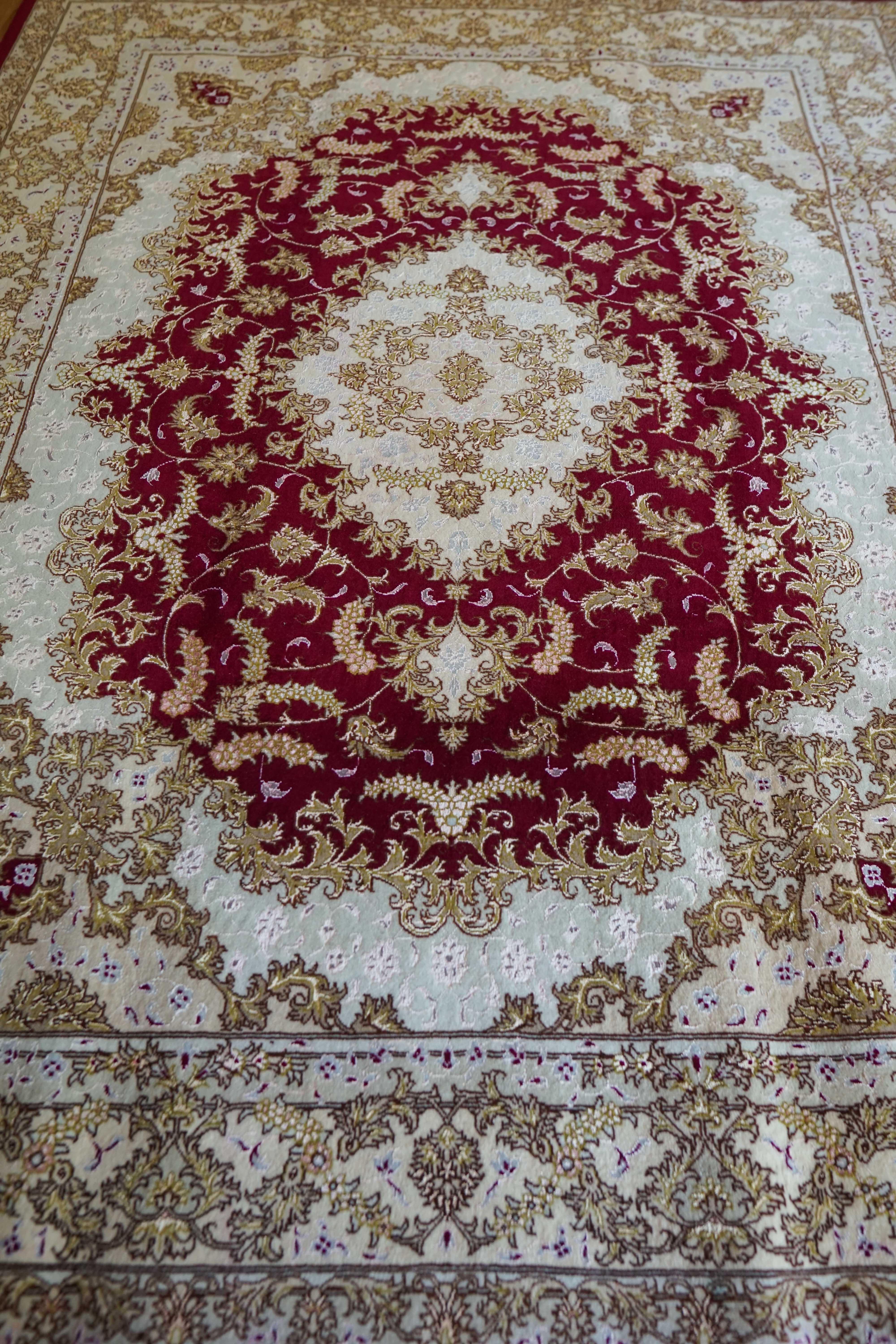 ペルシャ絨毯 タブリーズ産 196×151cm 50Raj｜コルクウール＆シルク