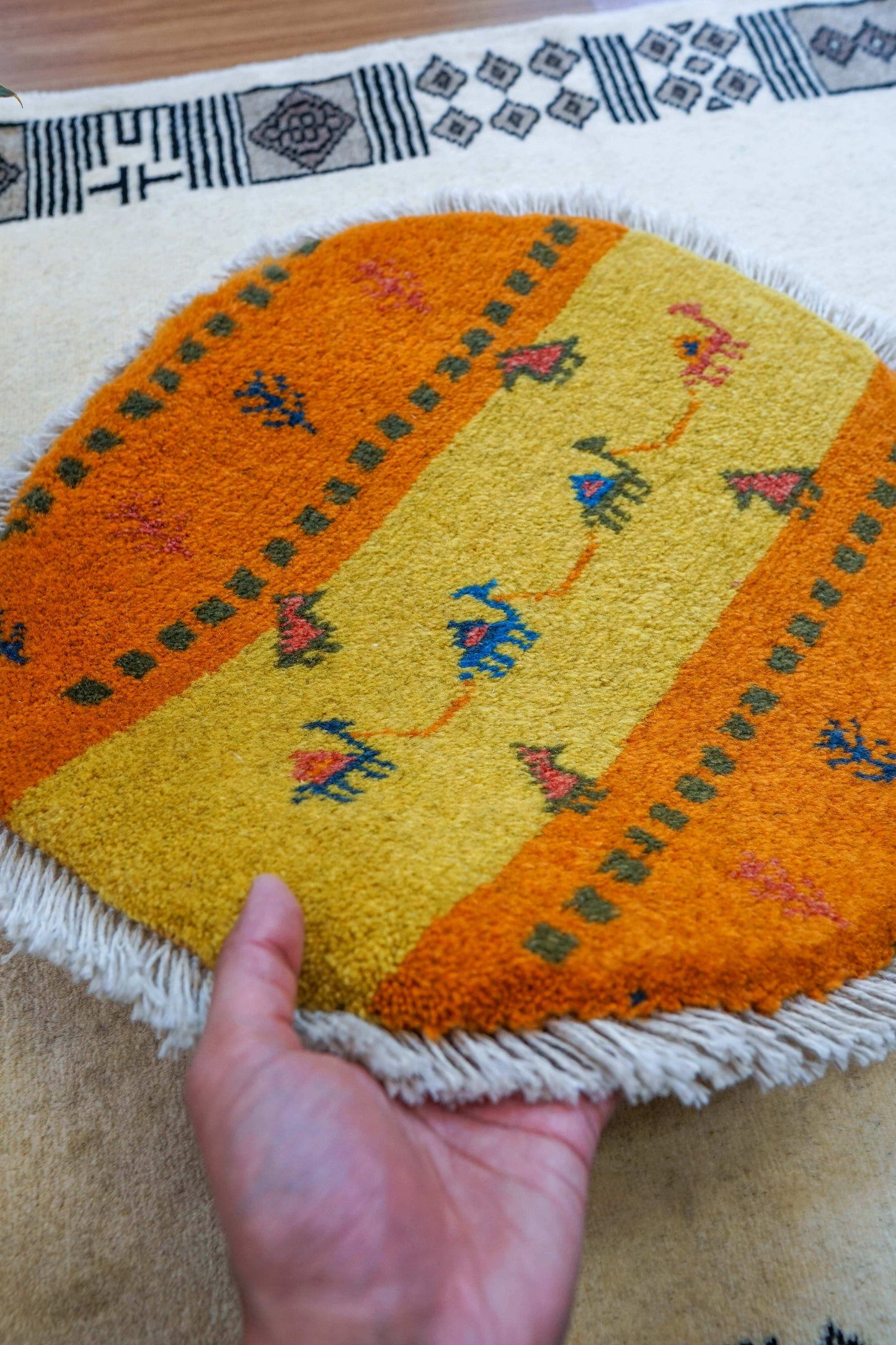  40×40cm ペルシャ絨毯 手織りギャッベ アマレ族 ギャベ