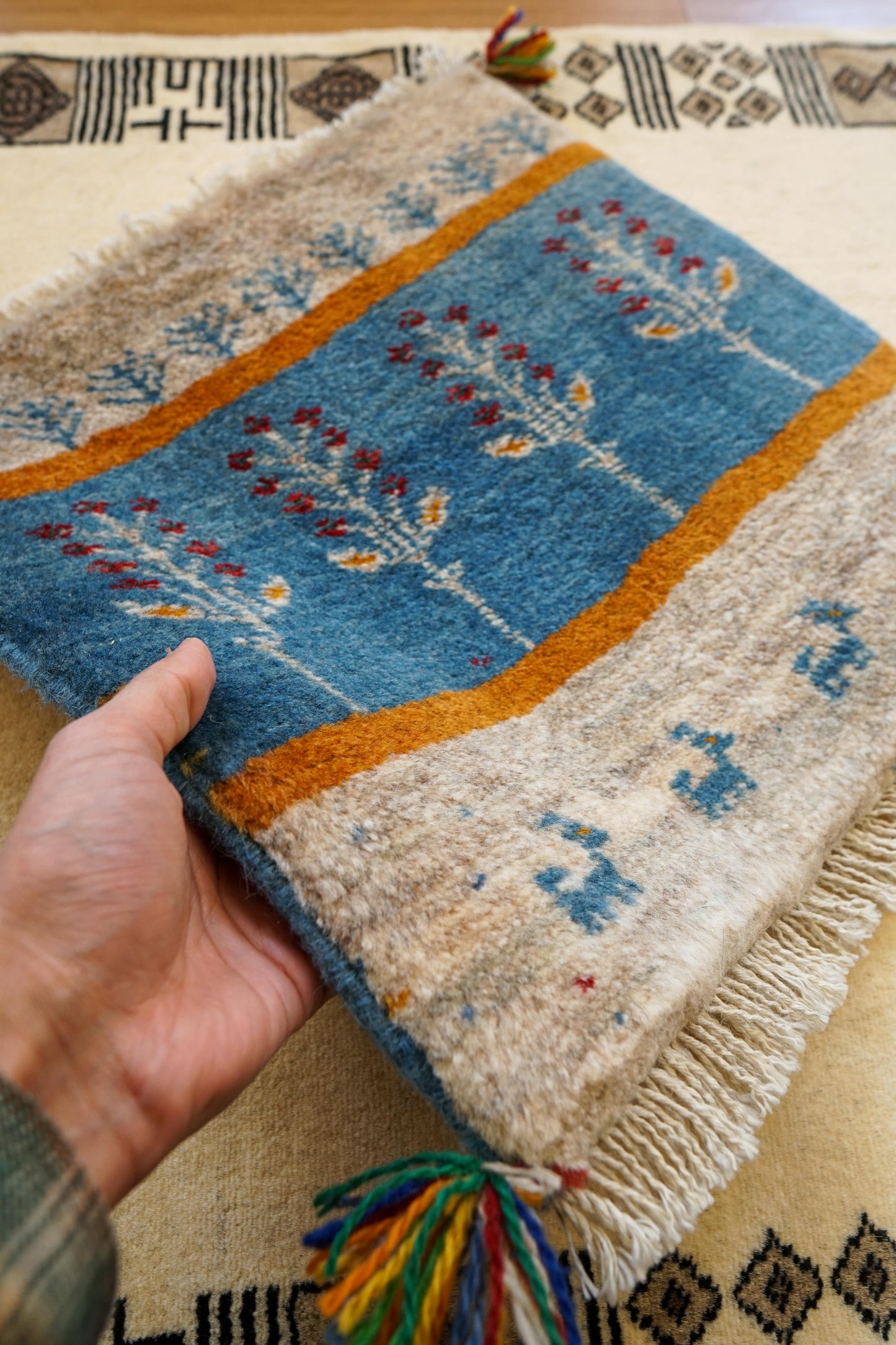 ペルシャ手織りギャッベ アマレ族 40×40cm｜ウール100% ミニラグ チェアマット ナチュラルカラー