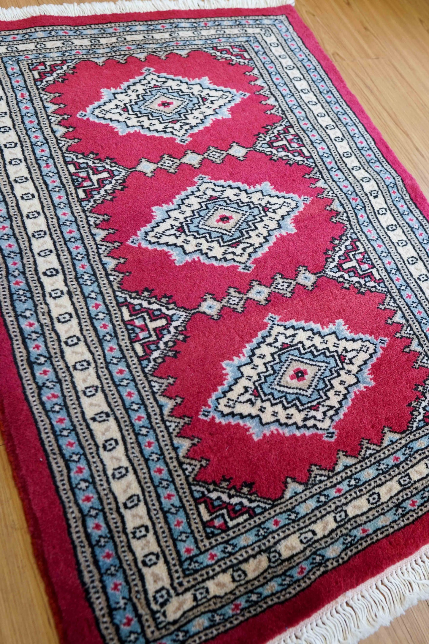  パキスタン手織り絨毯 玄関マット 88×65cm