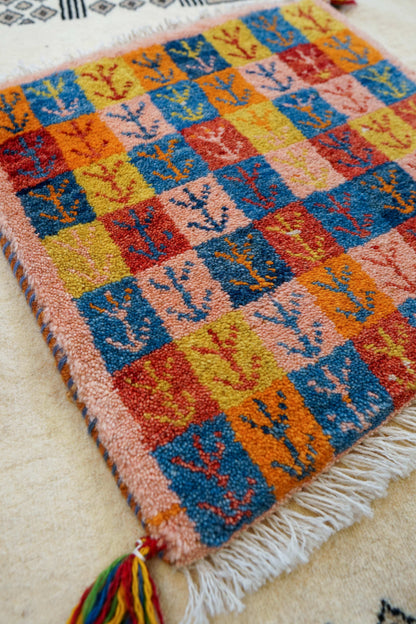  ペルシャ手織りギャッベ アマレ族 40×40cm｜ウール100% ミニラグ・チェアマット