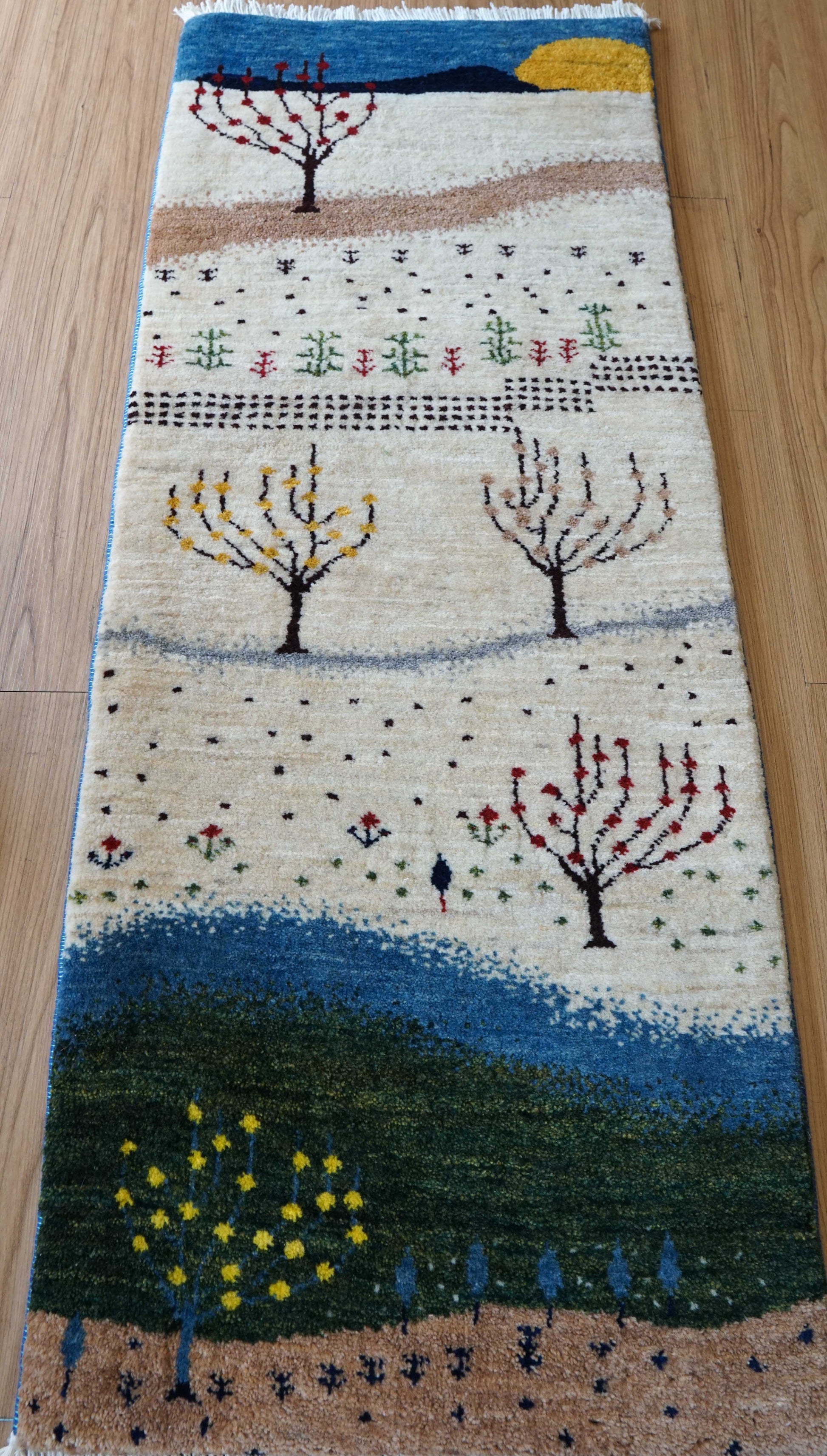  手織りペルシャカシュクリギャッベ リズバフト ランナー 113×44cm｜風景デザイン 生命の木 ウールラグ