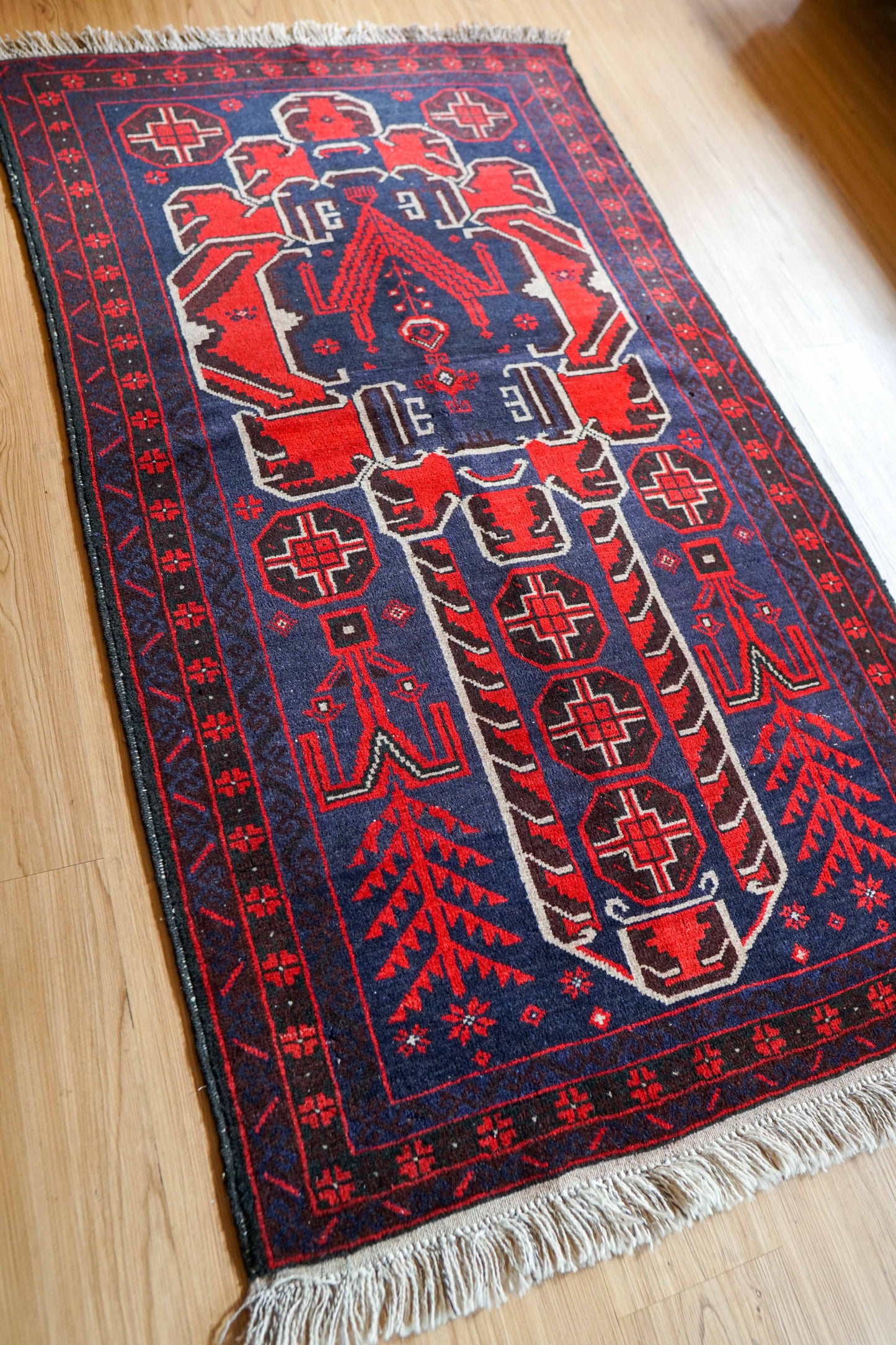  vintageペルシャ絨毯 バルーチ トライバルラグ 150x83cm