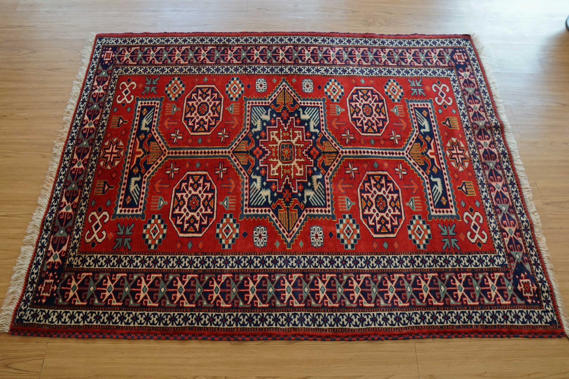  アフガン ヘラト産 手織り絨毯 141×109cm トライバルラグ