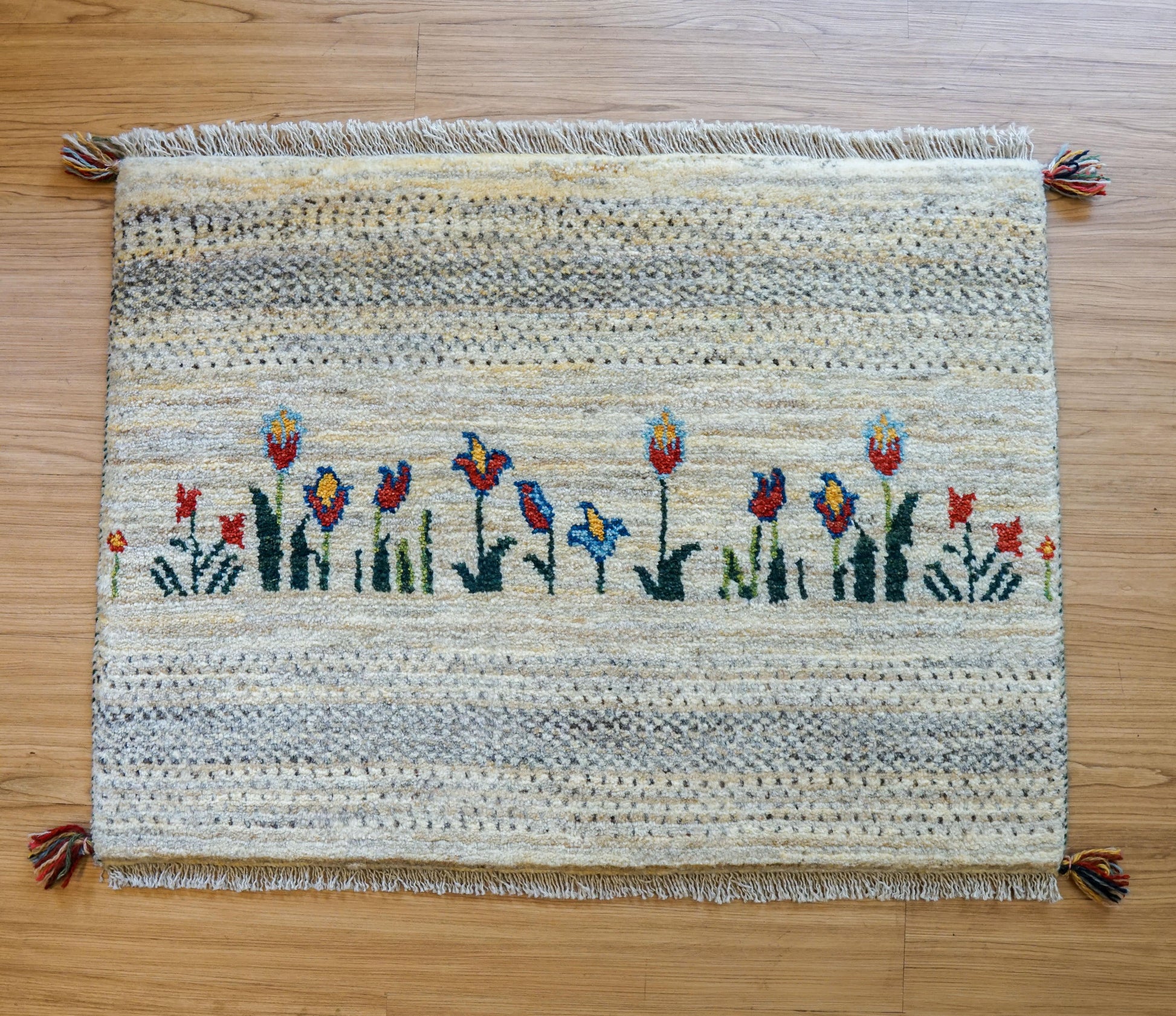 Collection 90×68cm　 ペルシャ絨毯 手織りギャッベ