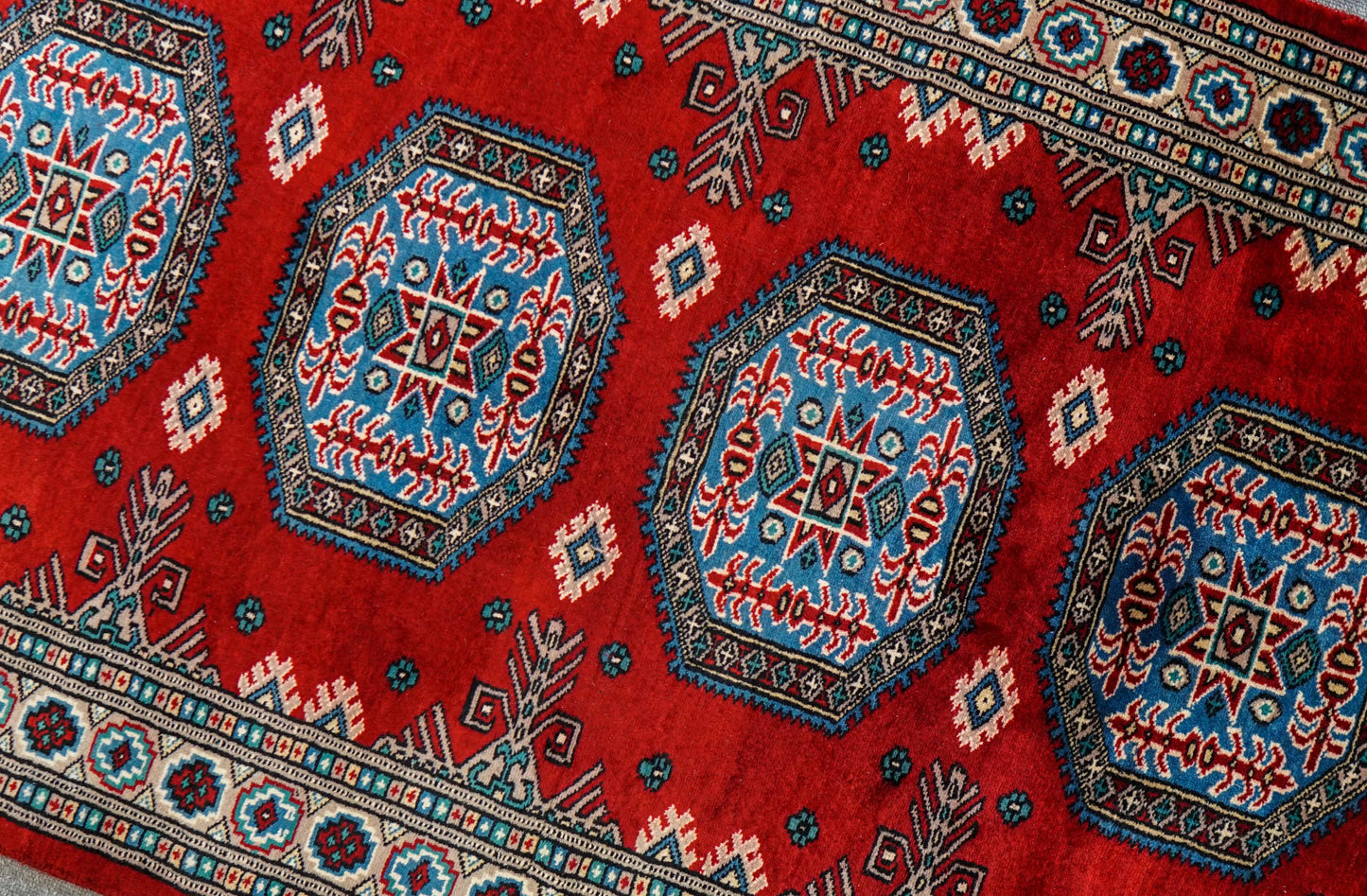  パキスタン手織り絨毯 129×78cm