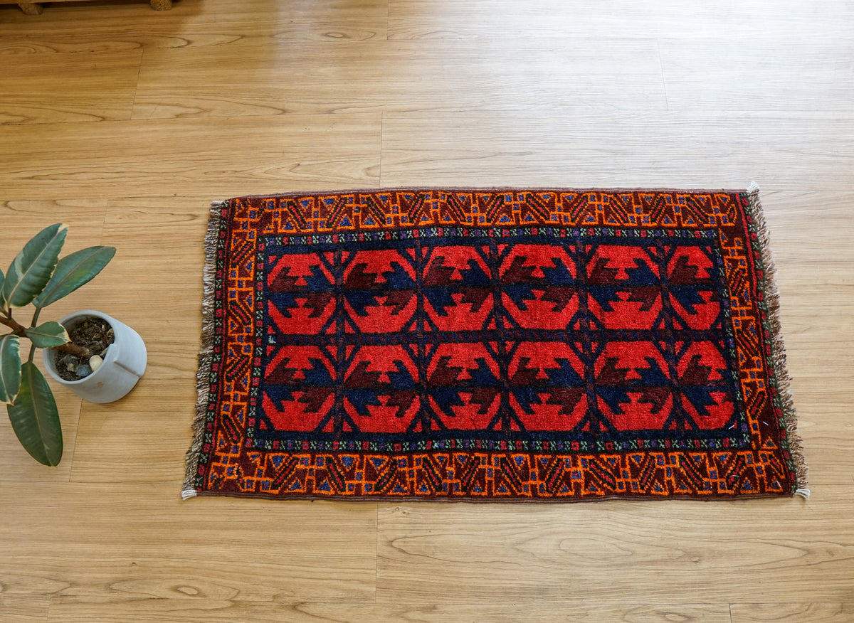  トライバルラグ バルーチ族 82×48cm ヴィンテージ ラグ