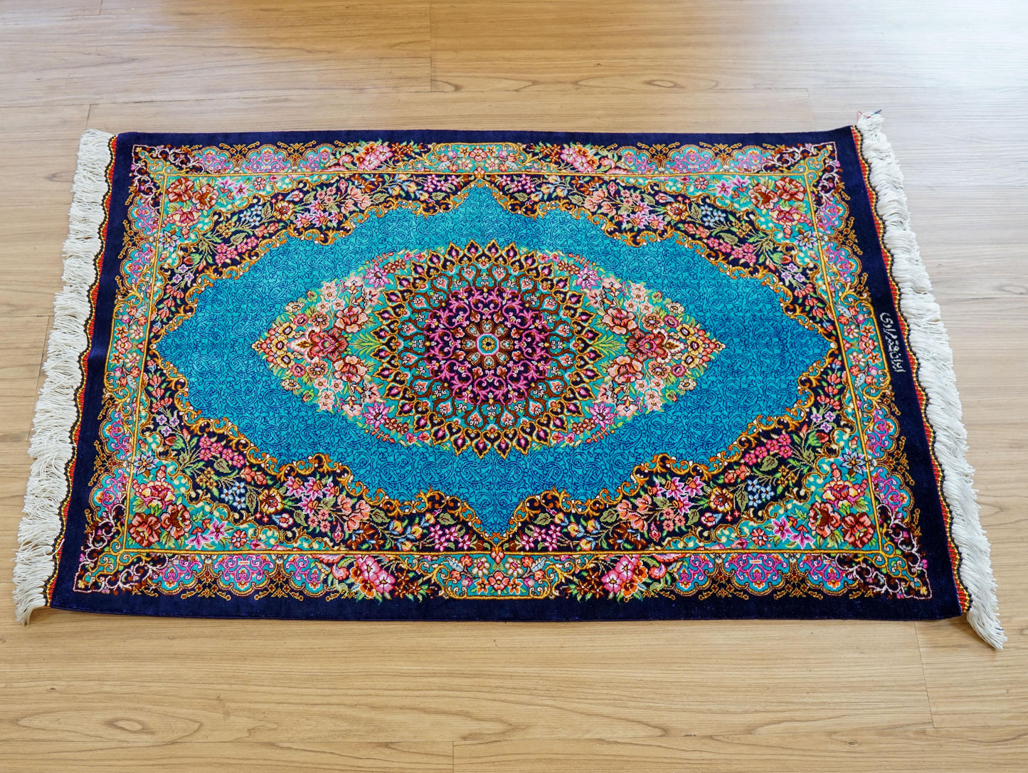  89×59cm　手織り ペルシャ絨毯 クム産 シルク100% 証明書付