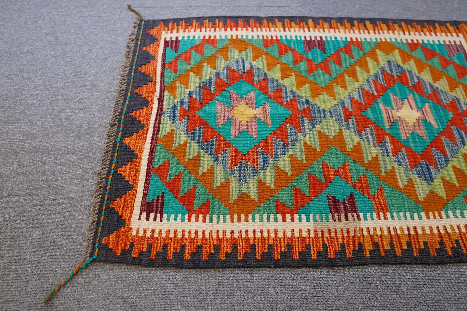 90×60cm　　アフガニスタン手織りキリム Decorworks