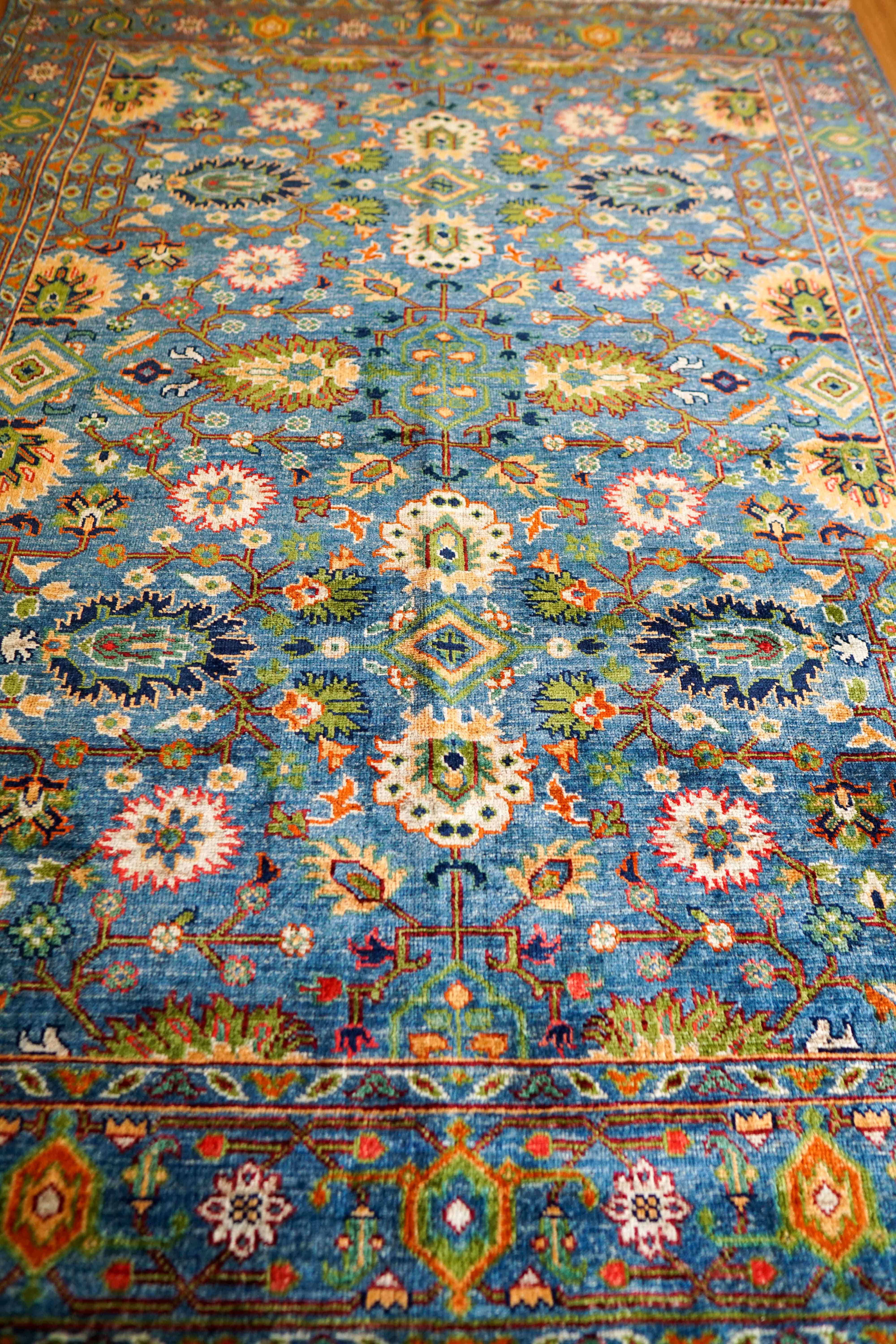 アフガニスタン ガズニ産 手織り絨毯 197×151cm – Decorworks
