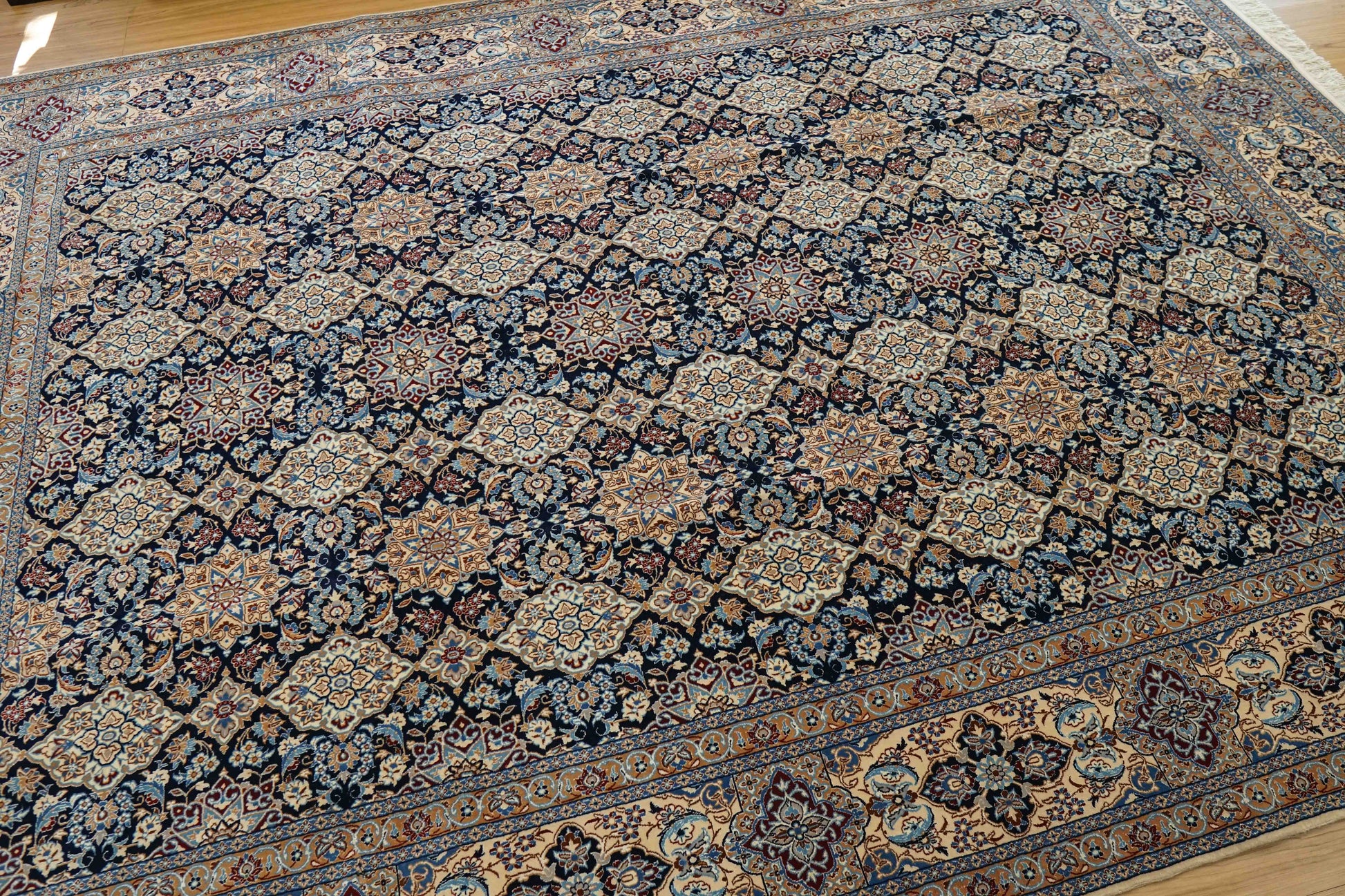  ペルシャ絨毯 ナイン産 4LA 293×209cm｜シャー・アッバース文様 手織り絨毯 コルクウール＆シルク