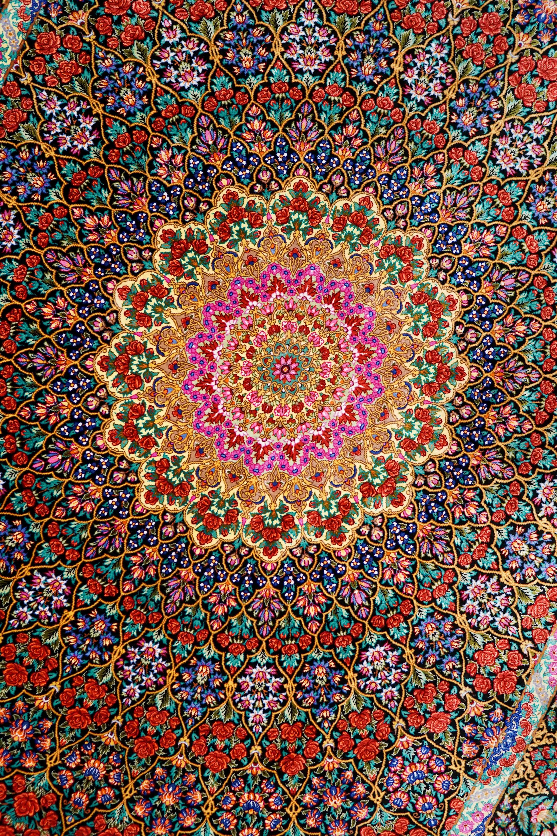  手織りペルシャ絨毯 クム産 アバーシ工房 201×131cm シルク100％ 花文様