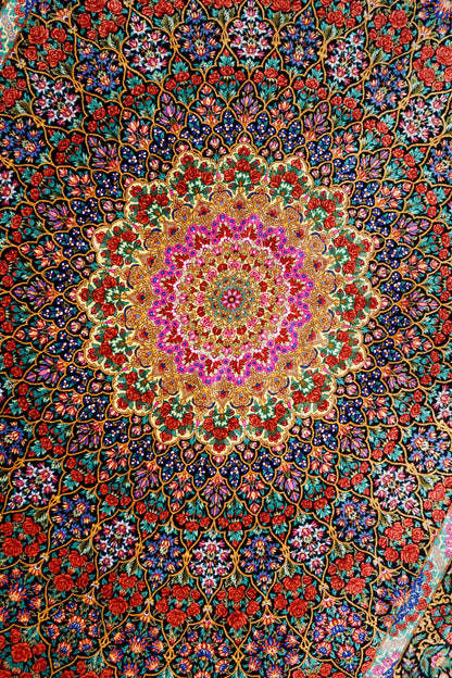  手織りペルシャ絨毯 クム産 アバーシ工房 201×131cm シルク100％ 花文様