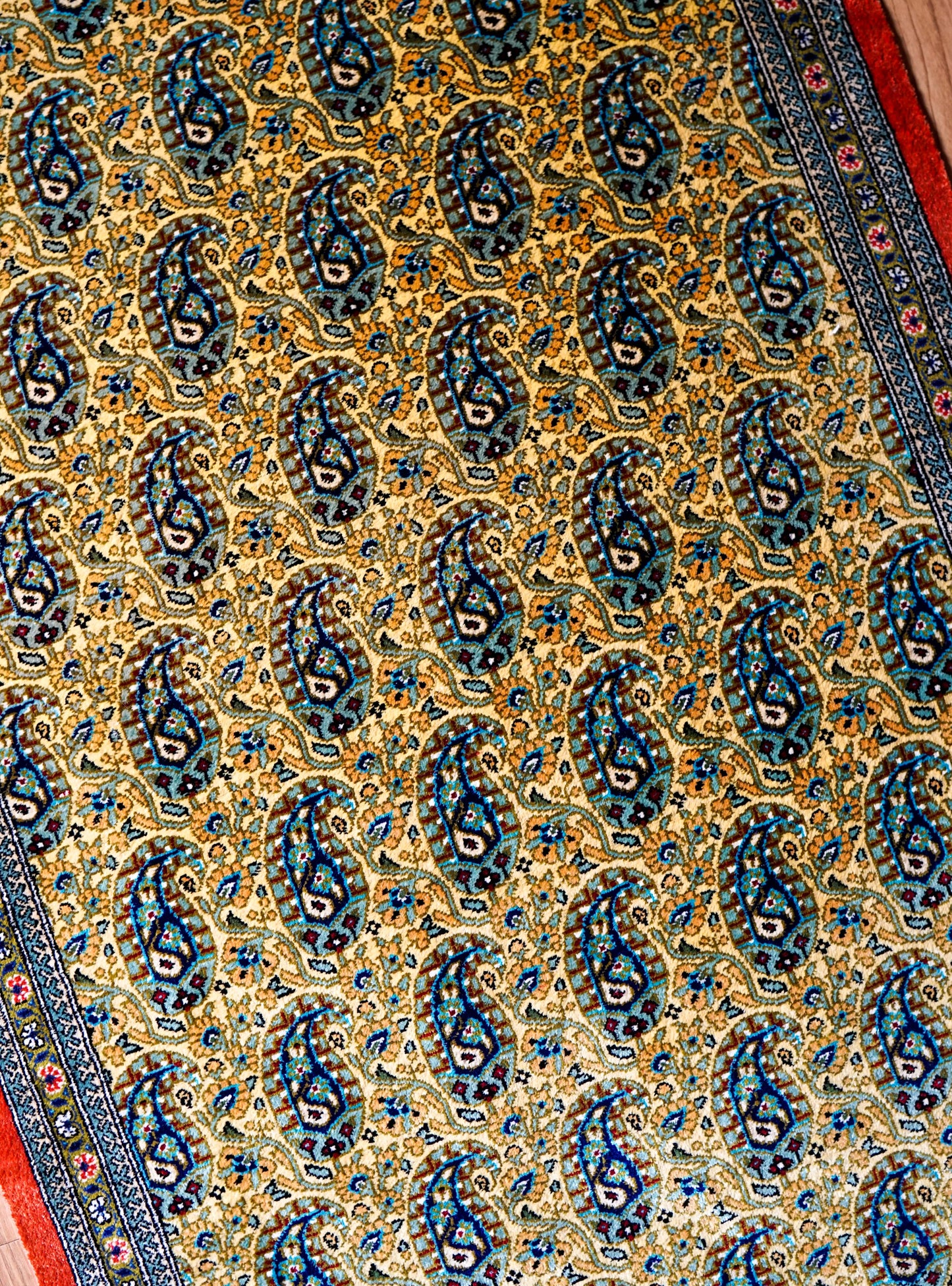  ペルシャ絨毯 クム産 100％シルク 手織り 90×56cm