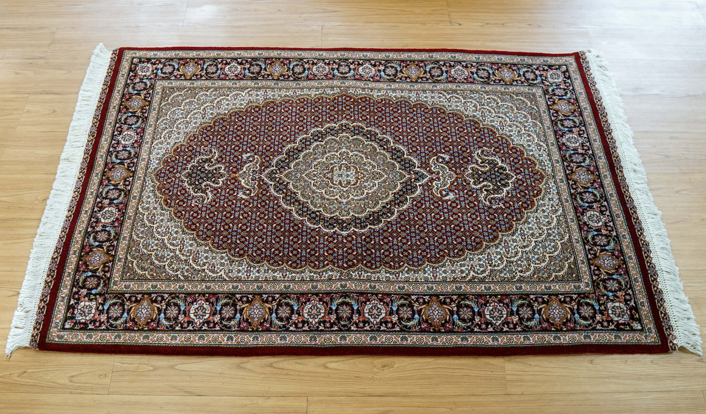  154×100cm 手織り ペルシャ絨毯 タブリーズ産　50RAJ