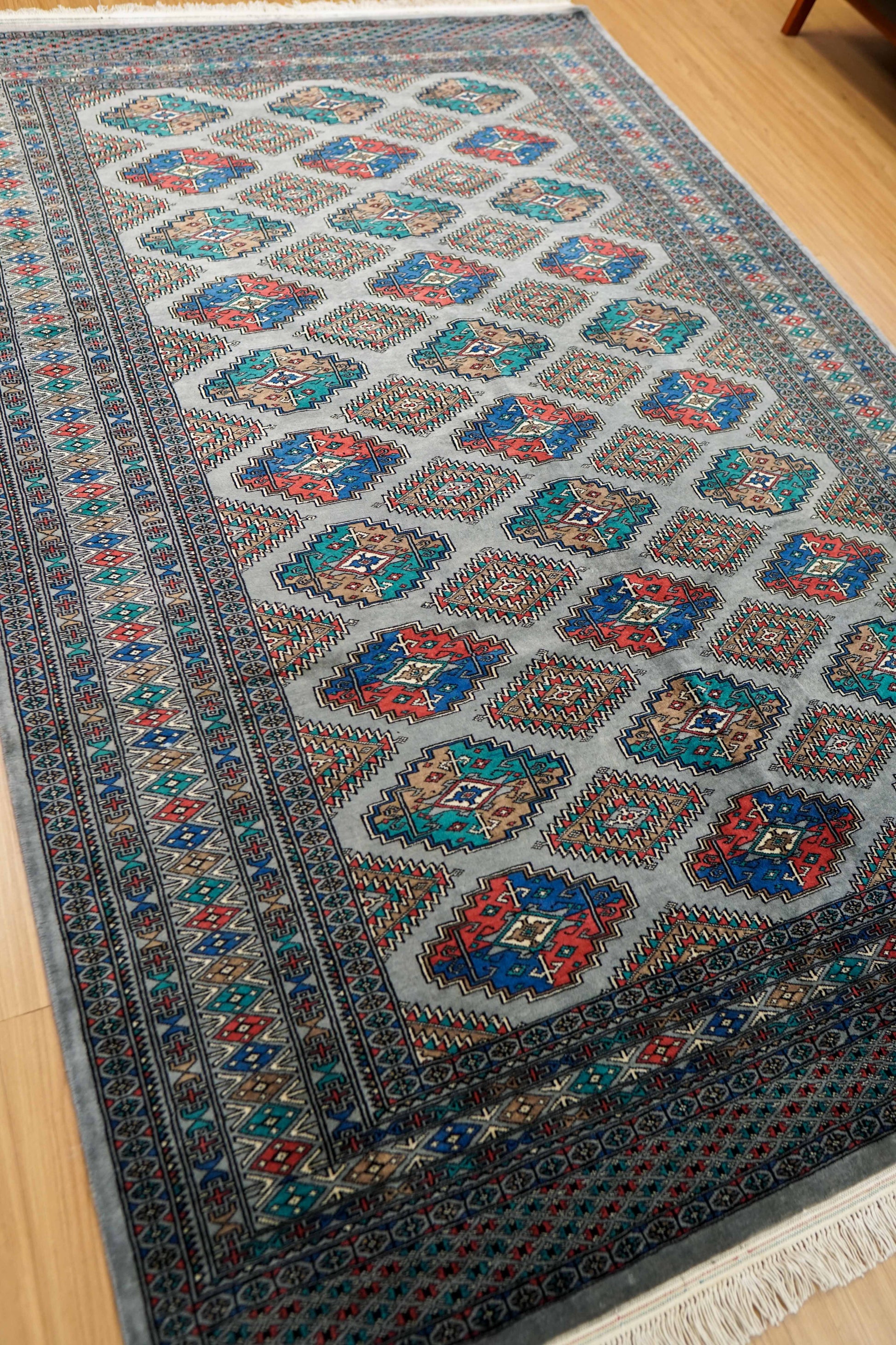  パキスタン手織り絨毯 234×160cm