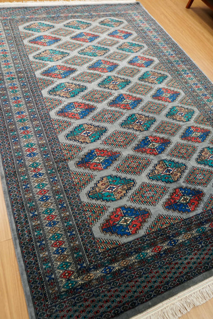  パキスタン手織り絨毯 234×160cm