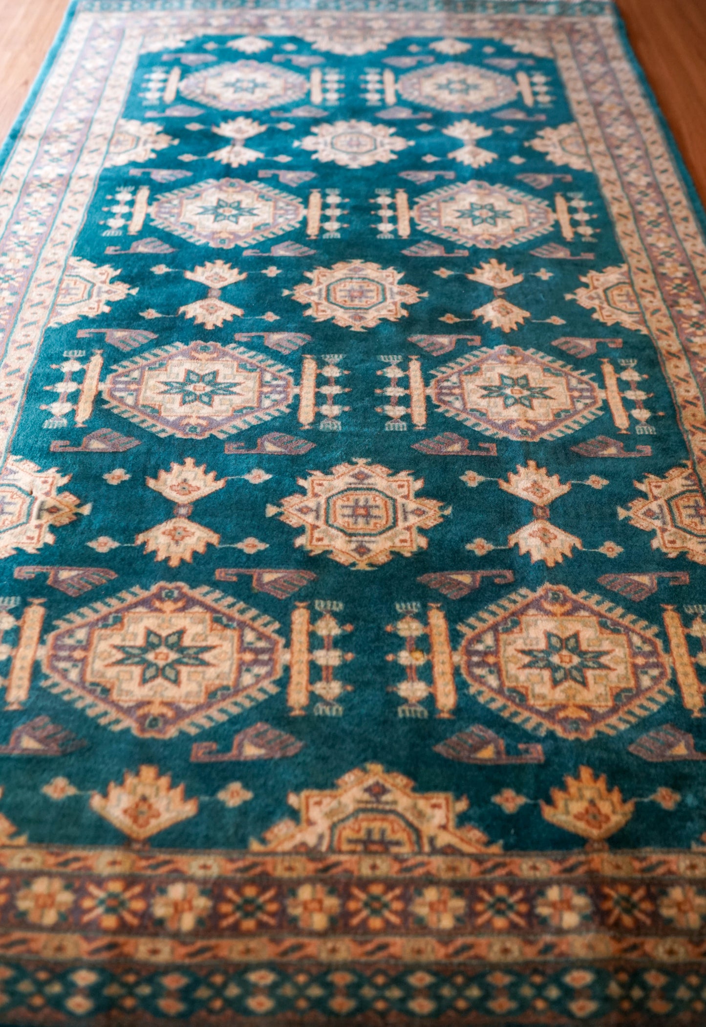  パキスタン手織り絨毯  156×95cm