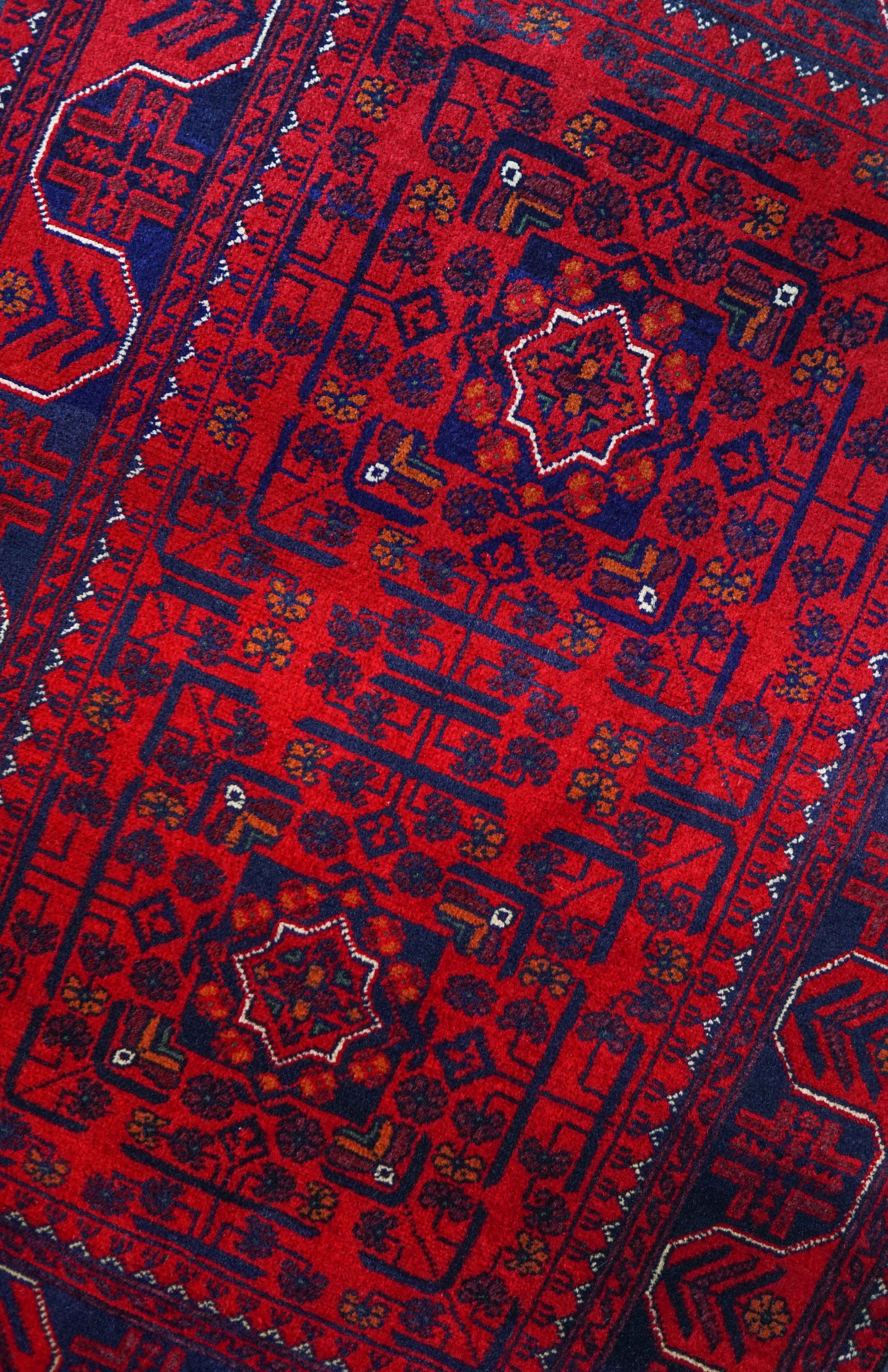  135×81cm アフガニスタン手織り絨毯 カールモハメディ