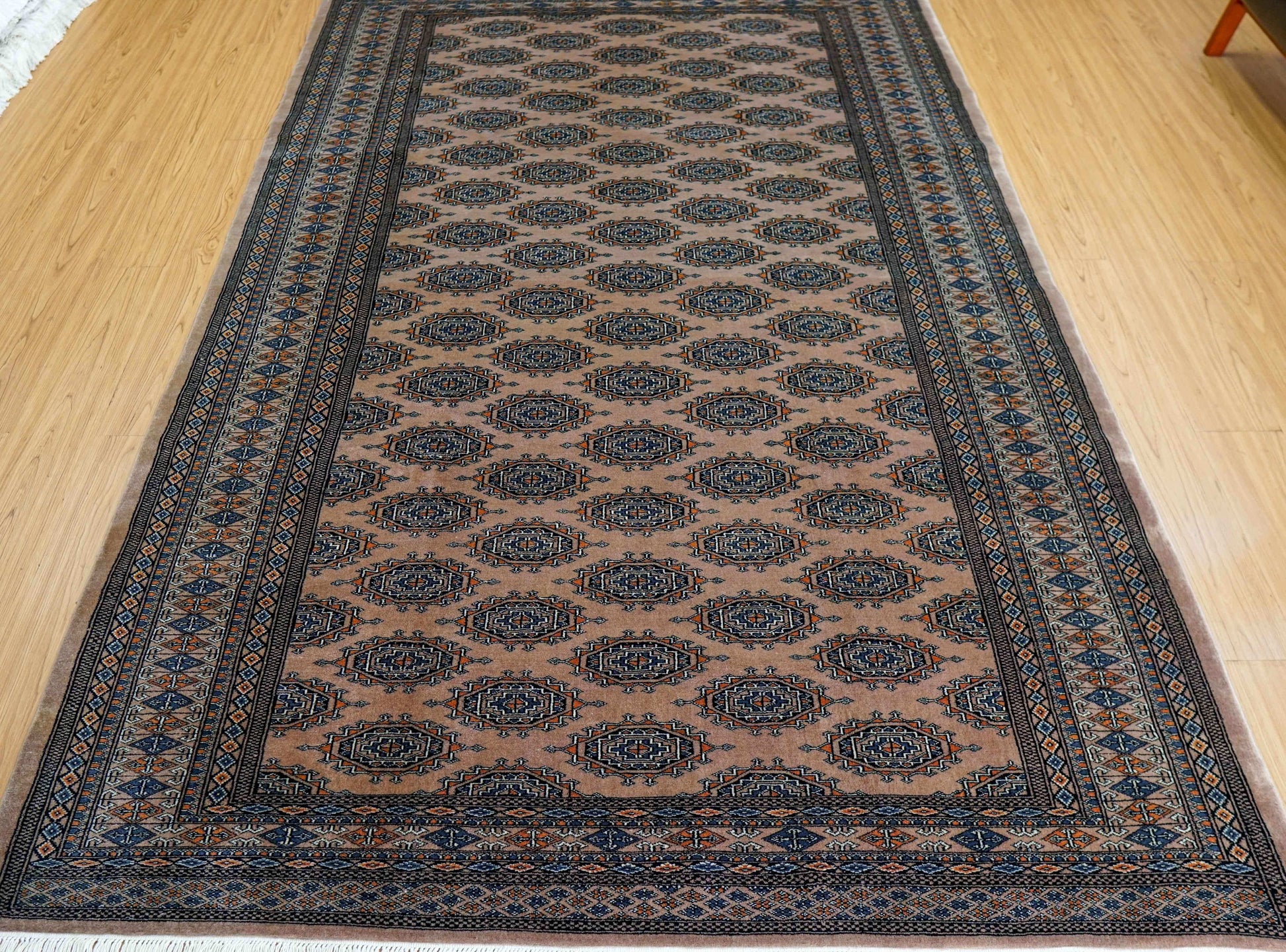  パキスタン手織り絨毯  251×161cm