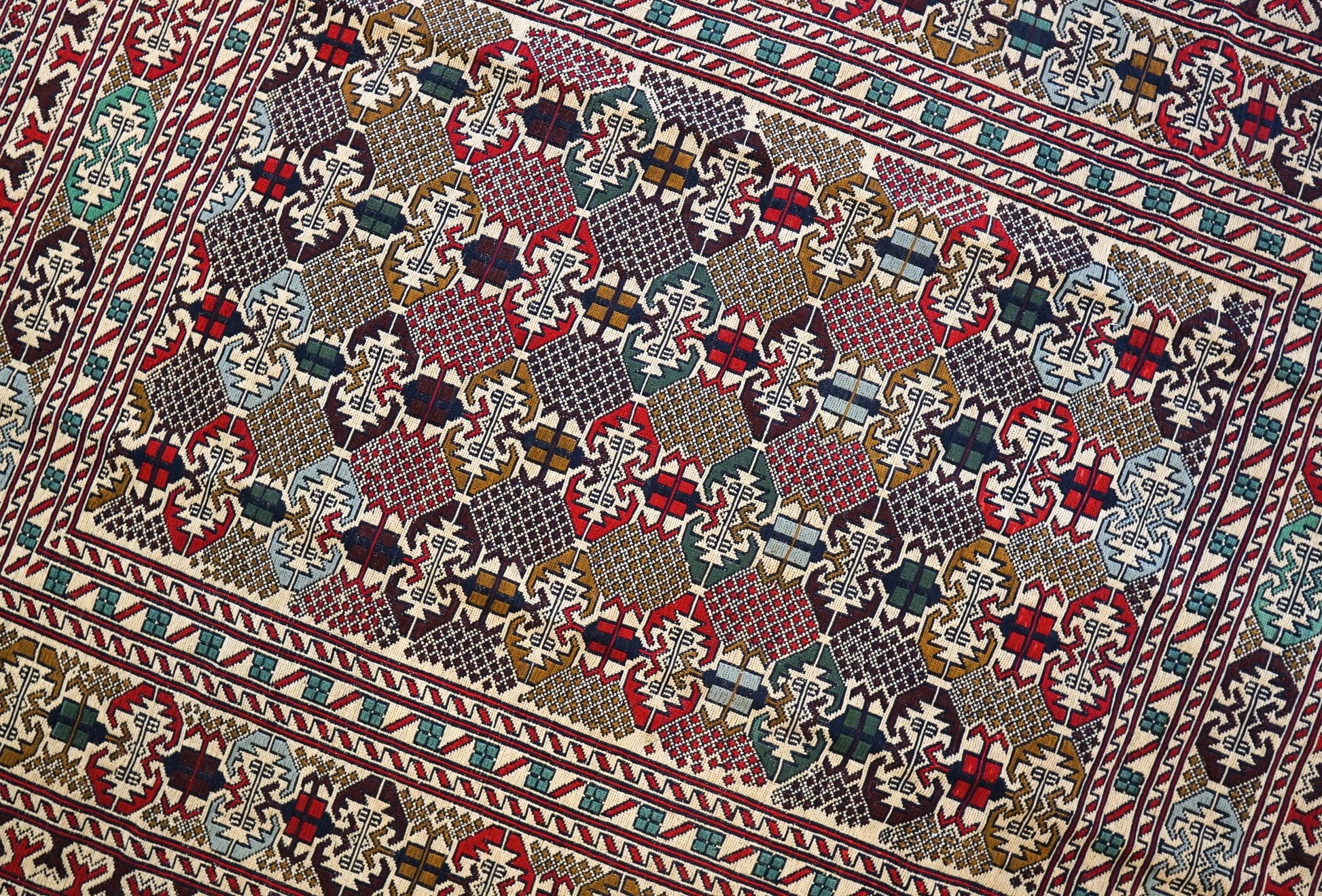 185×119cm ペルシャ手織りキリム Decorworks