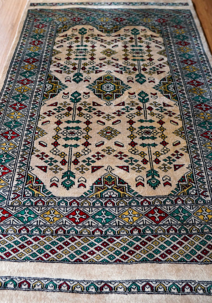 パキスタン手織り絨毯 122×78cm