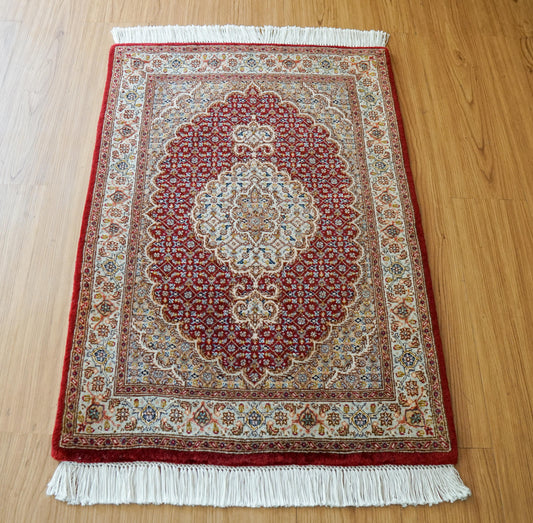  88×61cm　ペルシャ絨毯 タブリーズ産　50RAJ