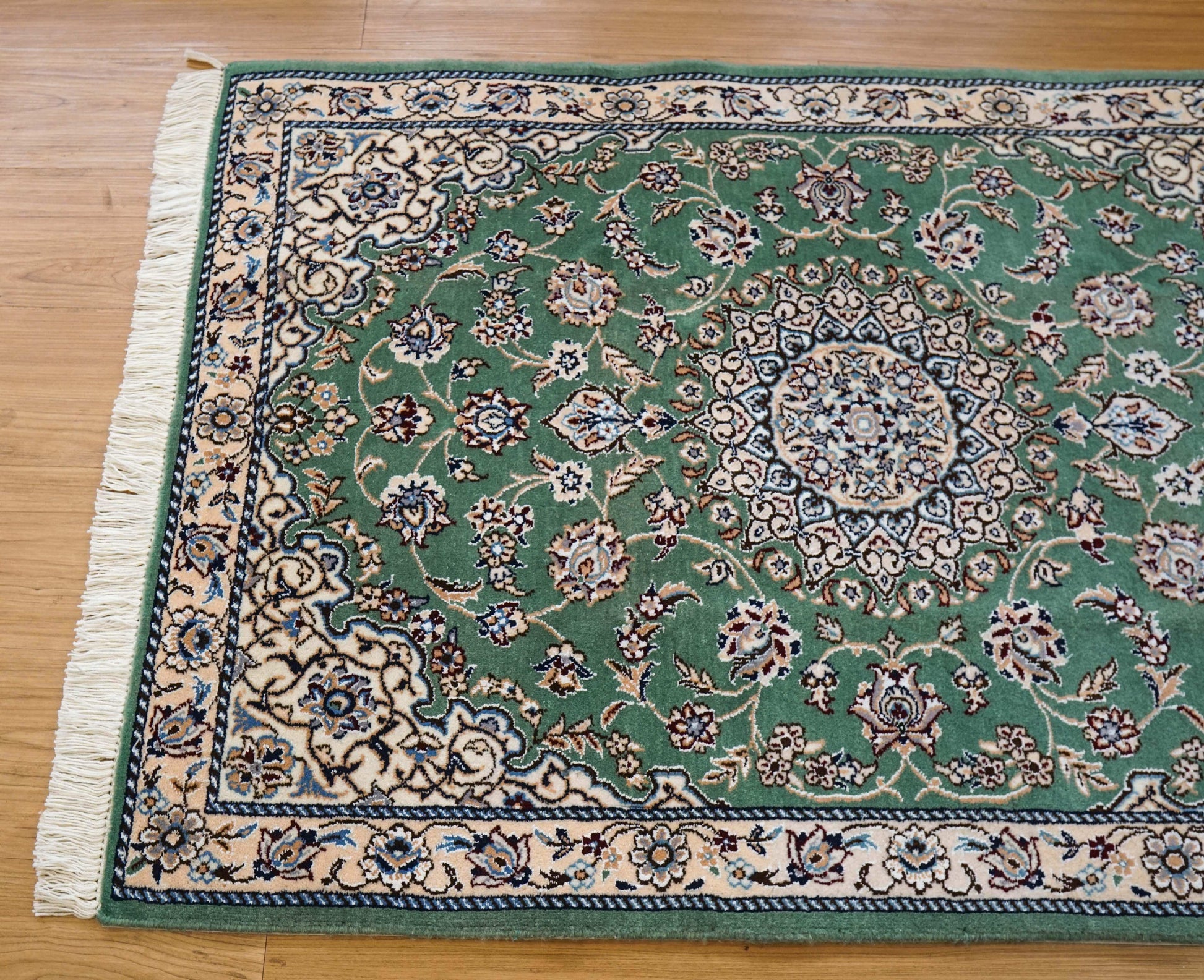  116×78cm ペルシャ手織り絨毯 ナイン産