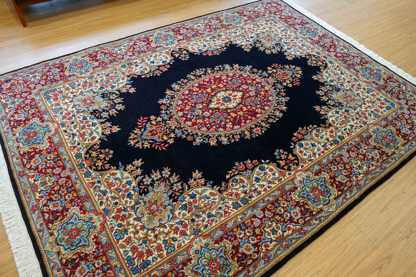 ペルシャ絨毯 ケルマン産 手織りメダリオン文様 245×180cm