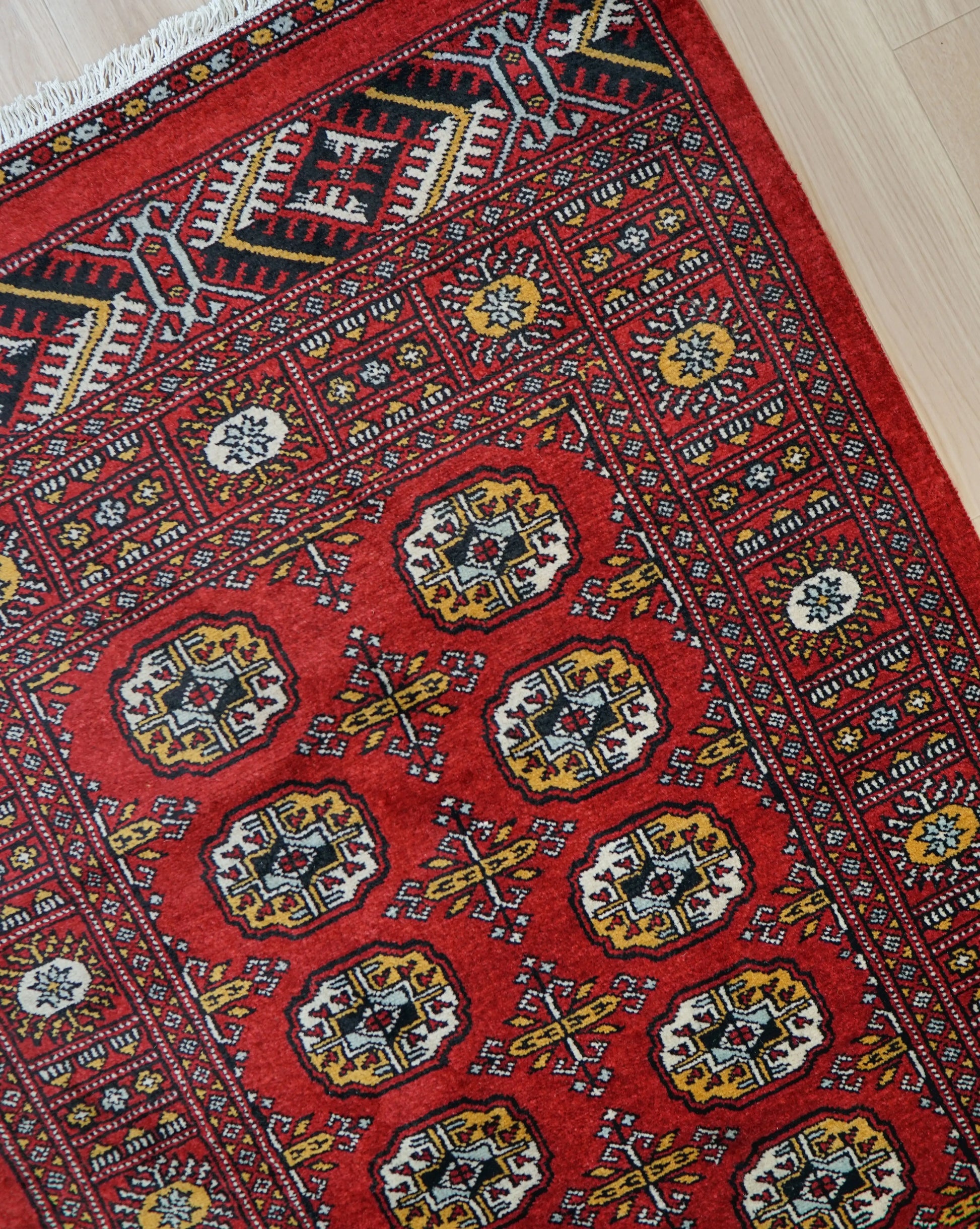 172×94cm パキスタン手織り絨毯 Decorworks