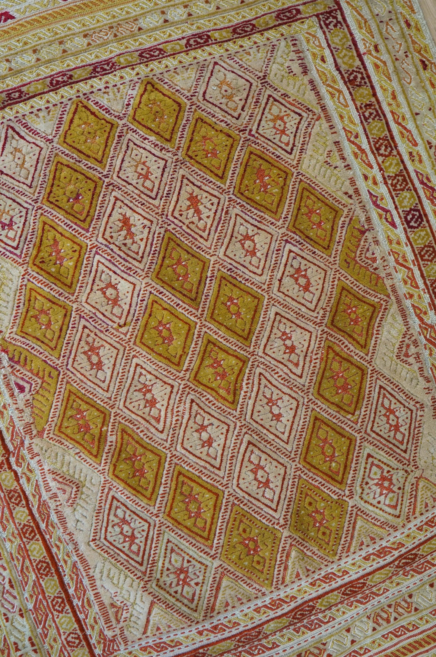 Collection アフガン手織りマシュワニキリム 121×94cm