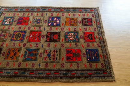  132×94cm バルーチ絨毯 ヴィンテージ トライバルラグ ペルシャ絨毯