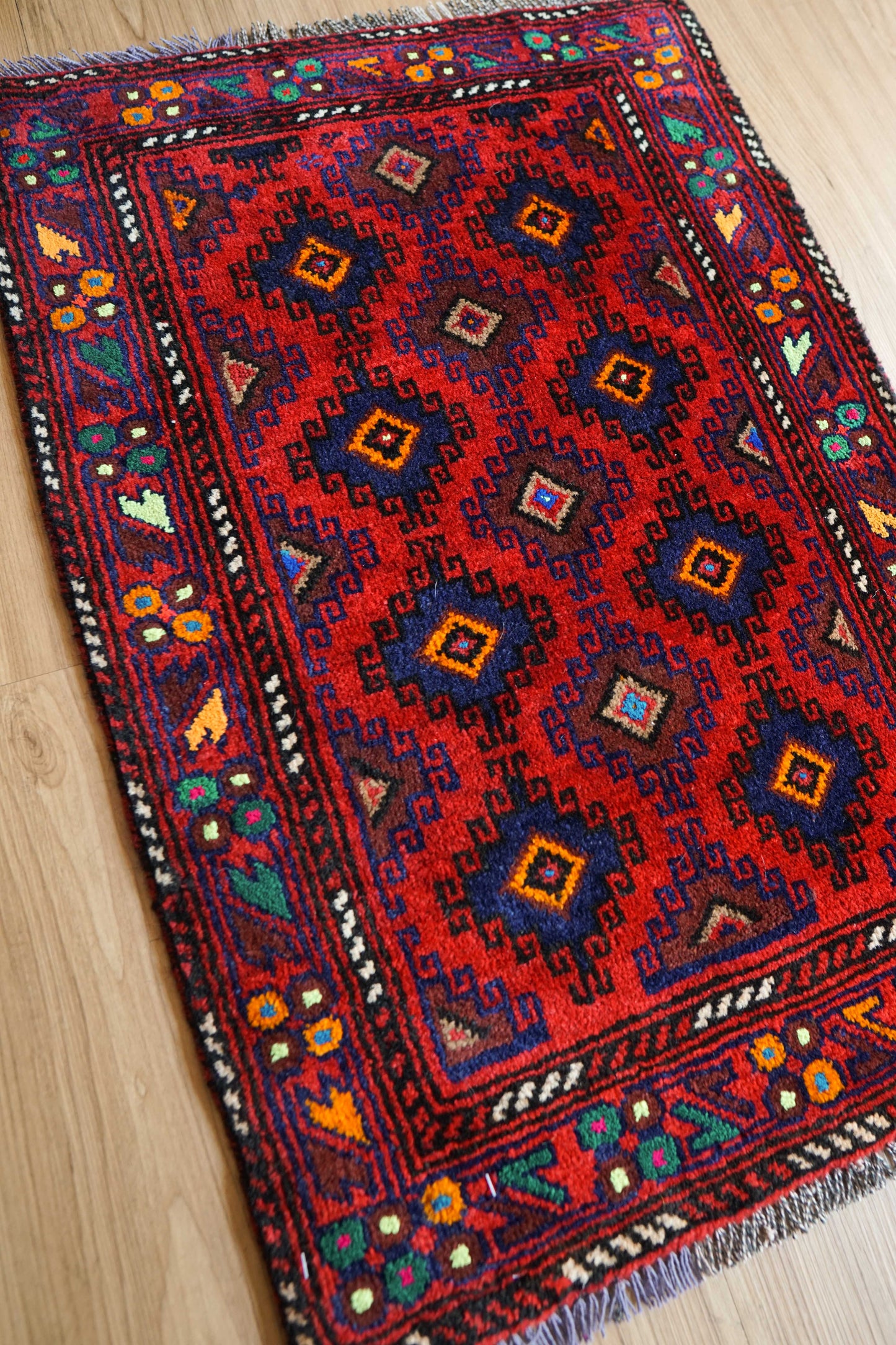  トライバルラグ　ヴィンテージラグ　バルーチ族　74×51cm ペルシャ絨毯　玄関マットサイズ