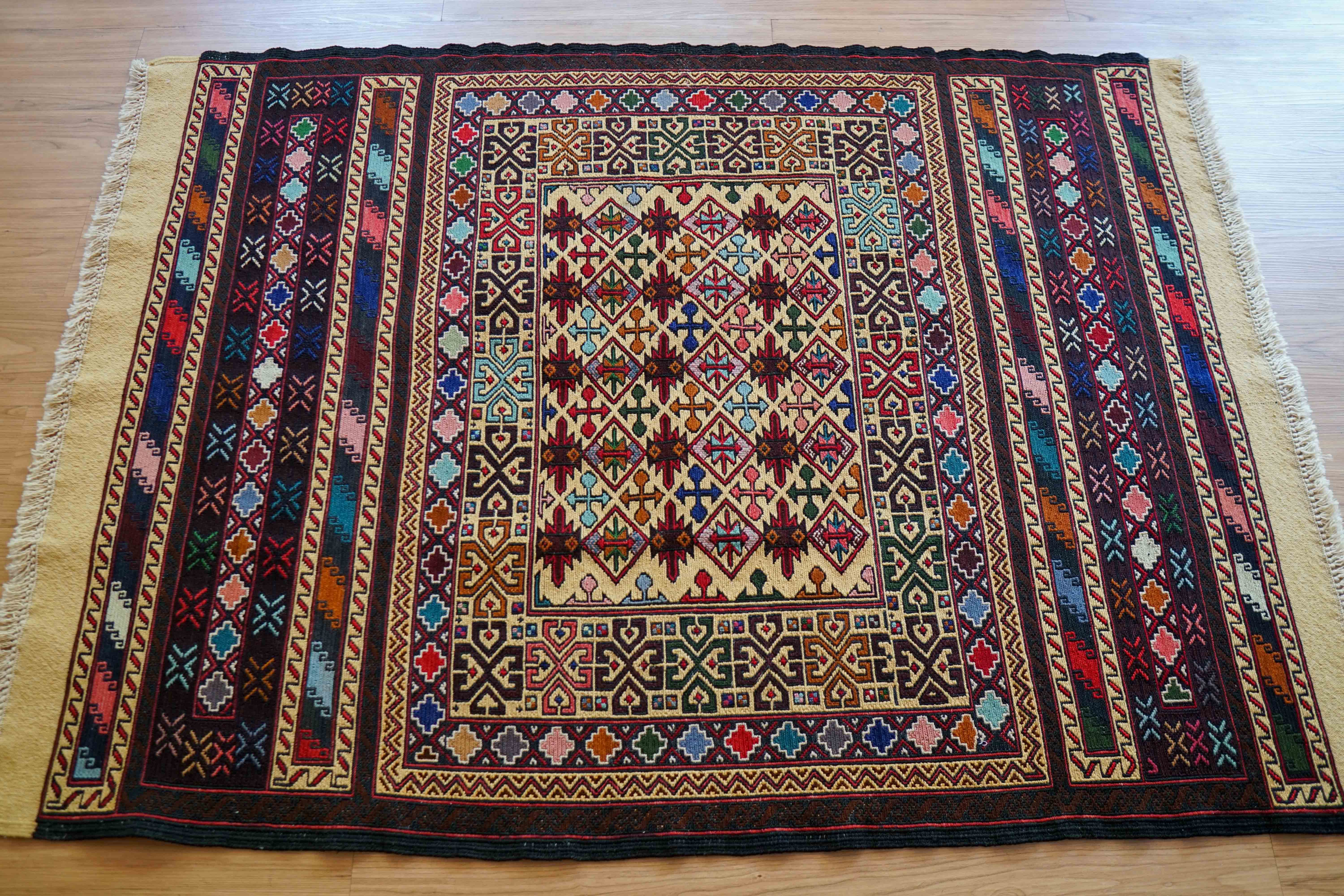 ペルシャ手織りシルジャンキリム トライバルラグ 146×105cm - Decorworks