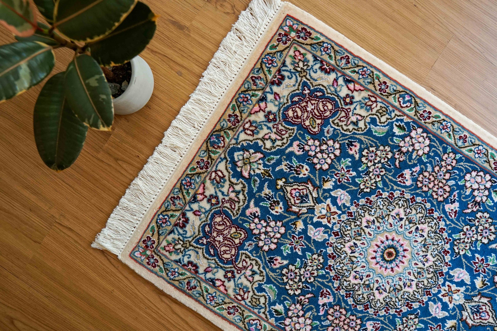  ペルシャ 絨毯 ナイン　90×63cm