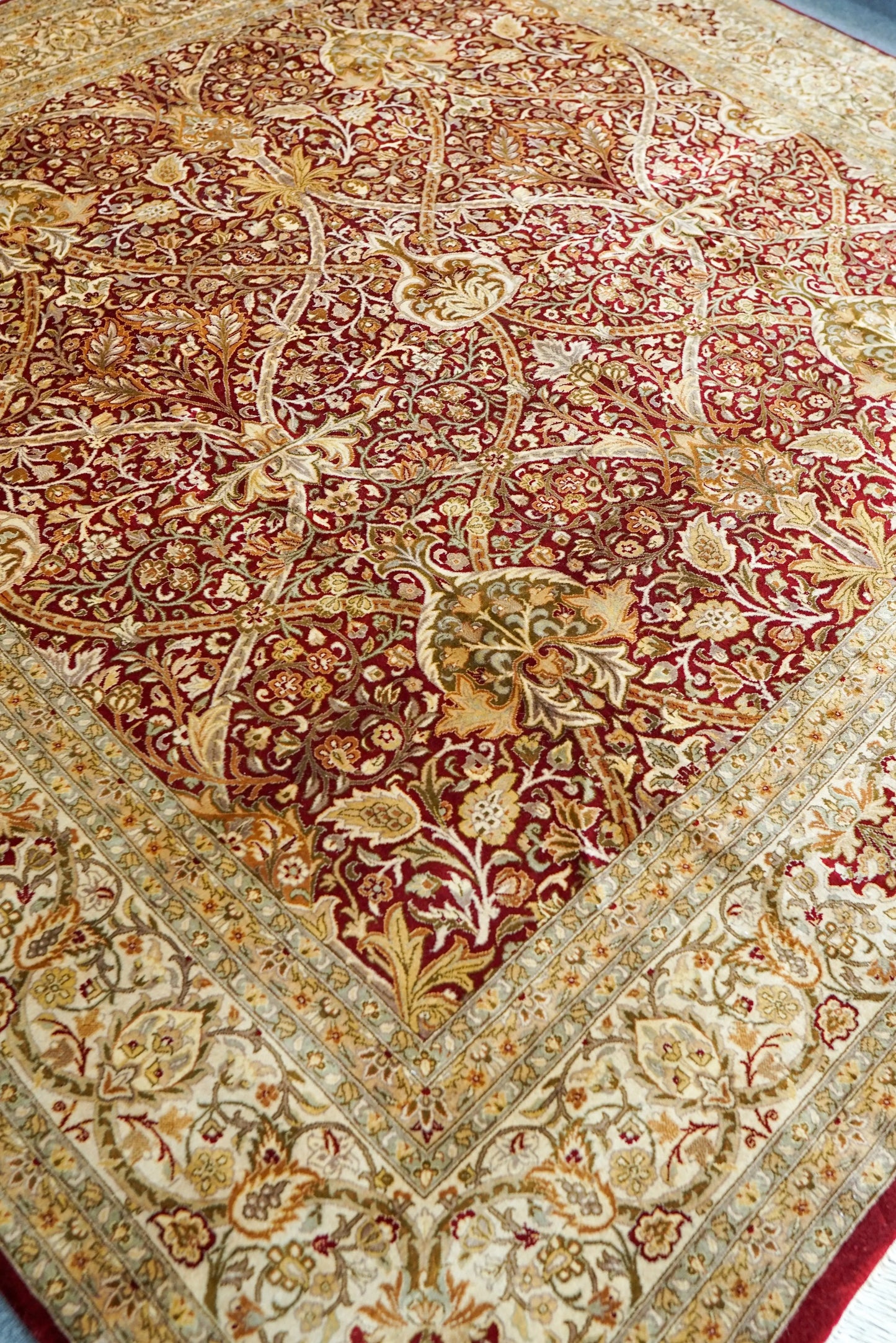 257×252cm  パキスタン ダブルノッ 手織り絨毯 Decorworks