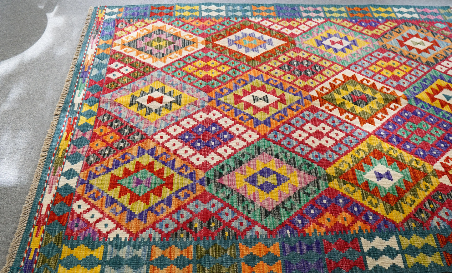 184×128cm　アフガニスタン　手織りキリム　　 Decorworks