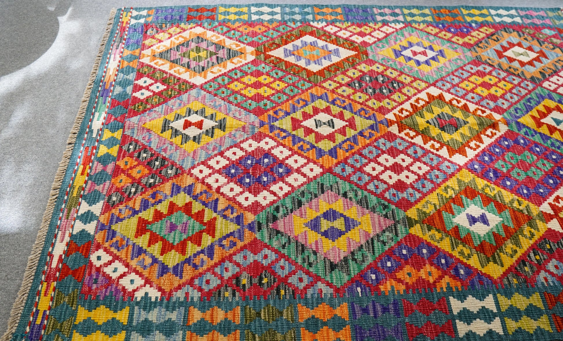184×128cm　アフガニスタン　手織りキリム　　 Decorworks