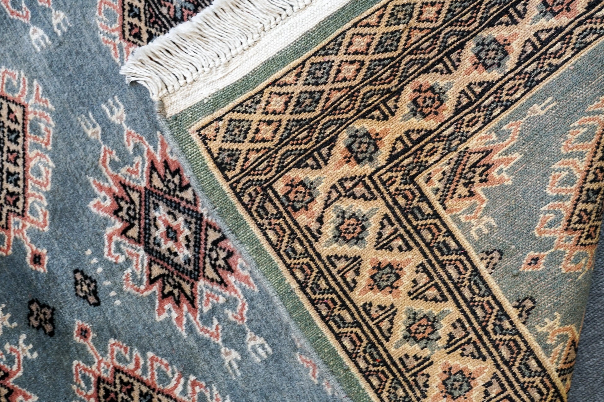 144×92cm【パキスタン手織り絨毯】 Decorworks
