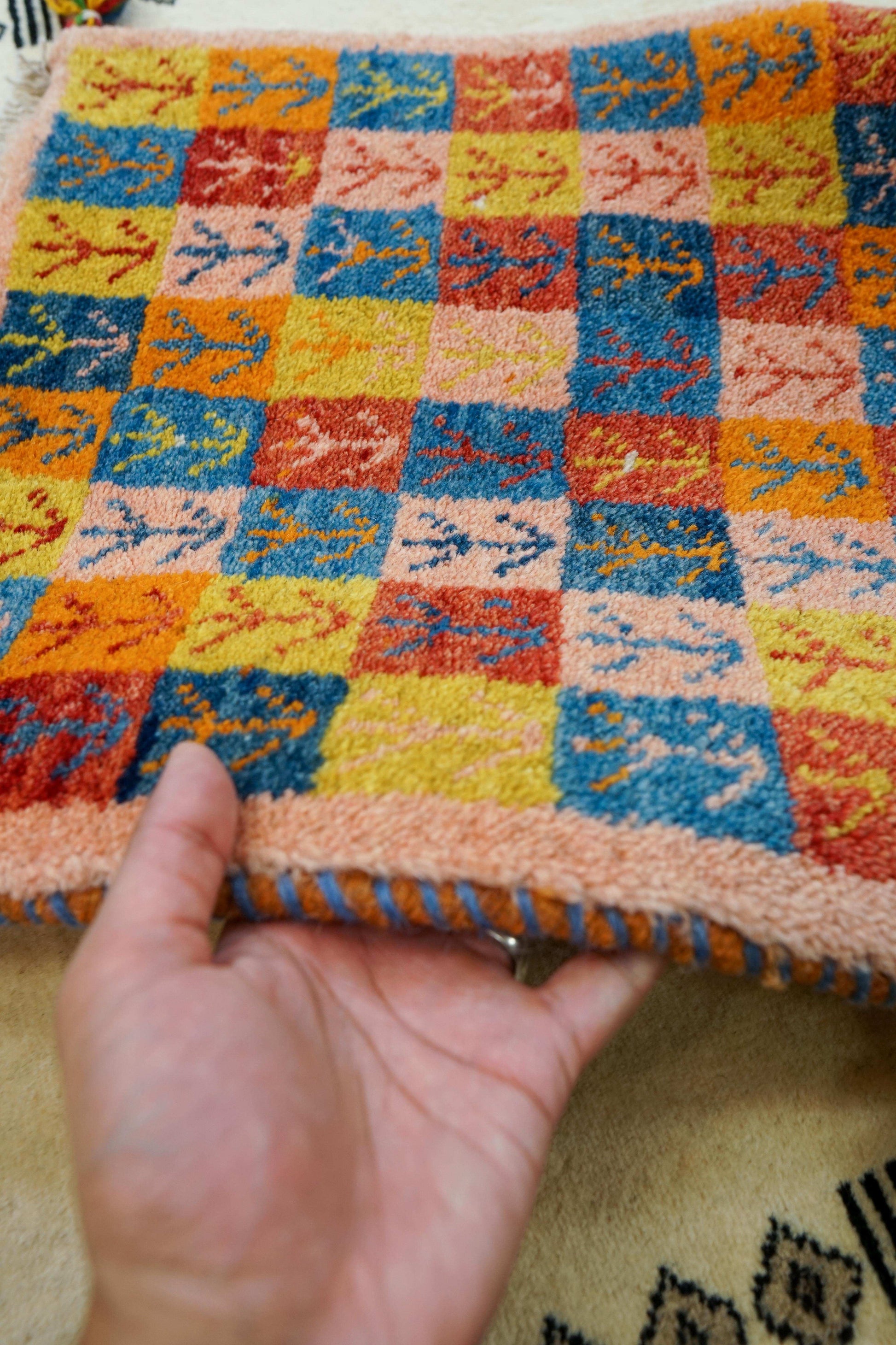  ペルシャ手織りギャッベ アマレ族 40×40cm｜ウール100% ミニラグ・チェアマット