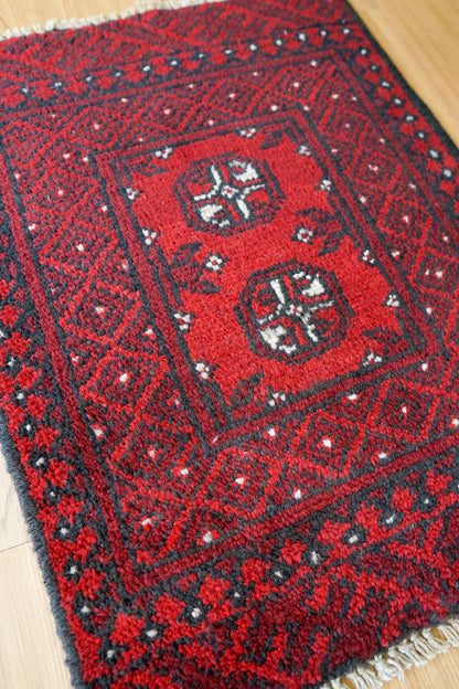 トルクメン 手織り絨毯 トライバルラグ ヴィンテージラグ 60×49cm