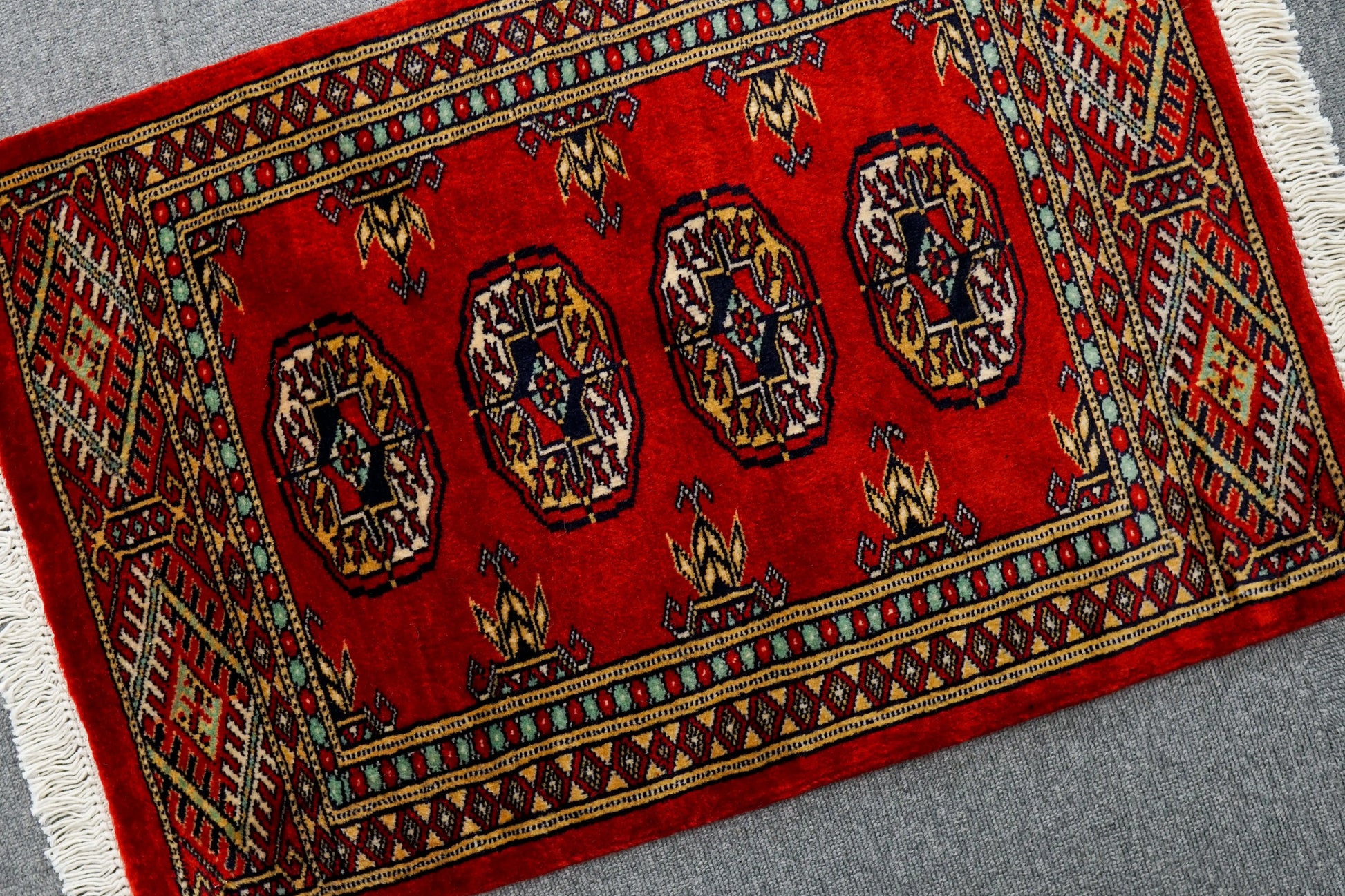 73×49cm トルクメン ボハララグ 手織り絨毯 Decorworks
