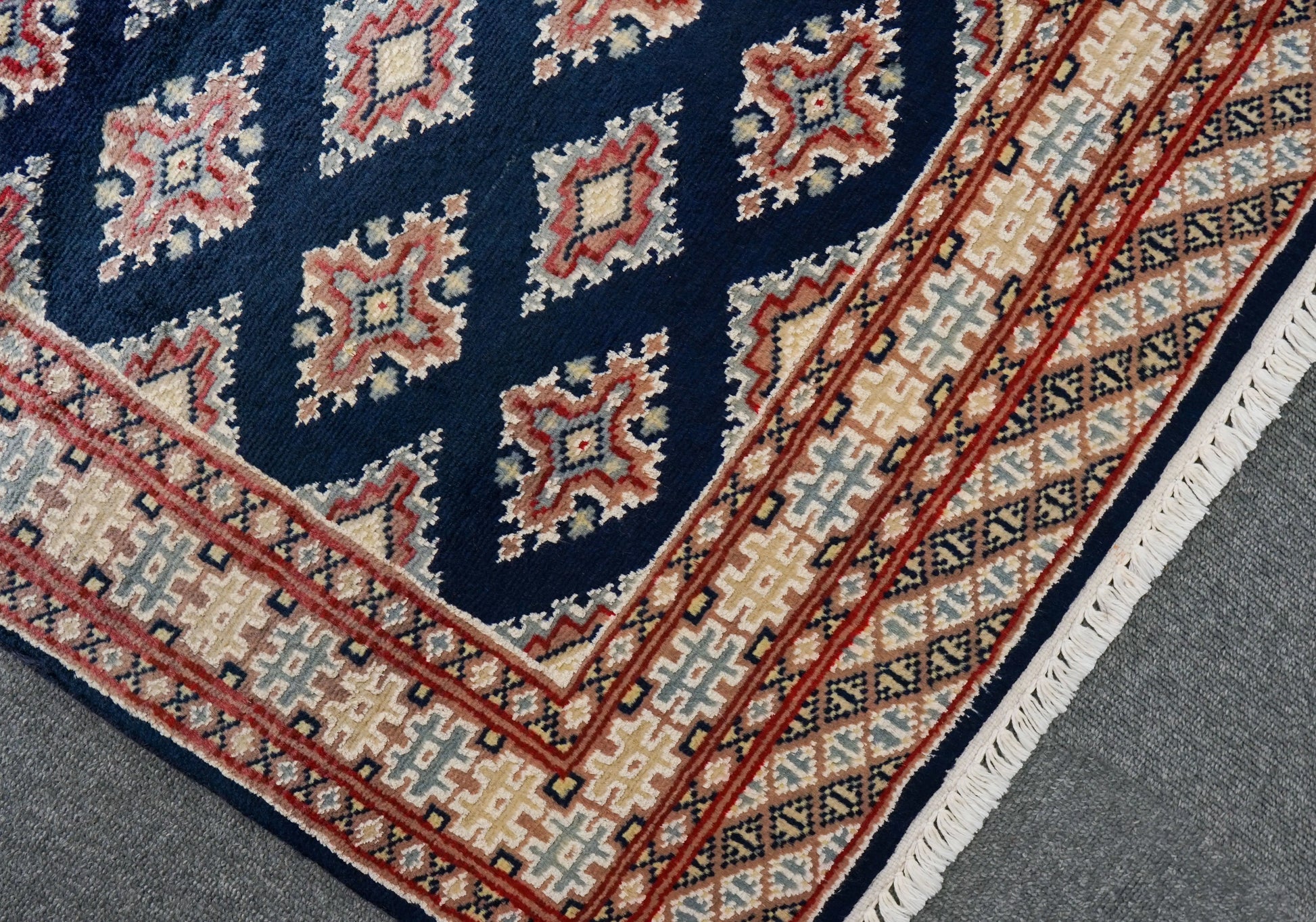 93×61cm パキスタン手織り絨毯　 Decorworks