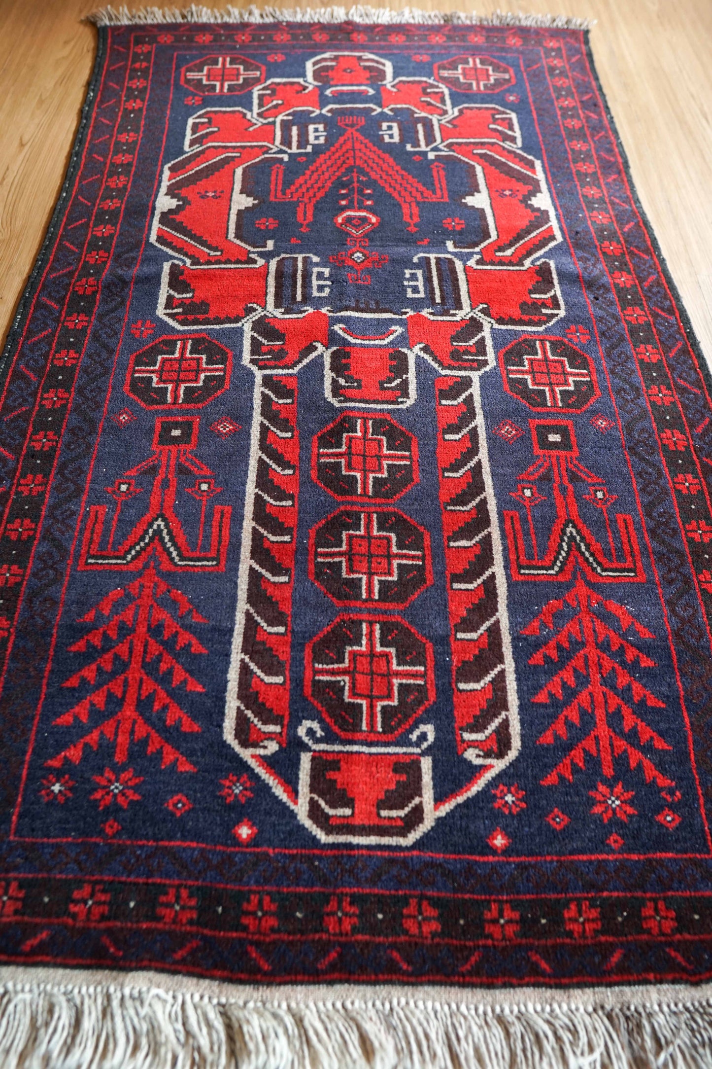  vintageペルシャ絨毯 バルーチ トライバルラグ 150x83cm