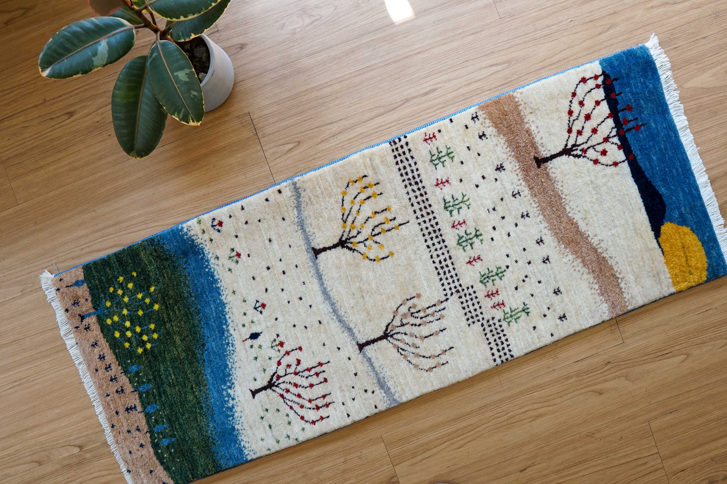  手織りペルシャカシュクリギャッベ リズバフト ランナー 113×44cm｜風景デザイン 生命の木 ウールラグ