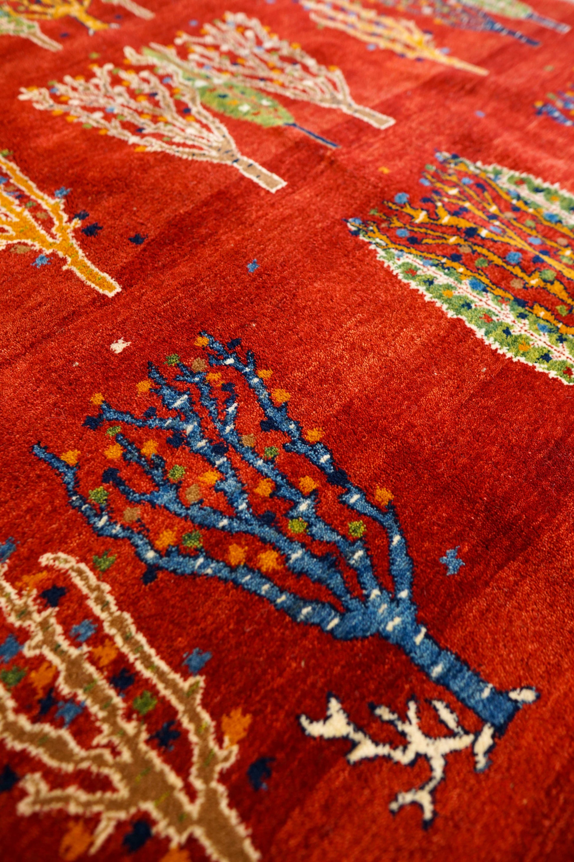  ペルシャ手織りカシュクリギャッベ リズバフト 186×159cm｜生命の木デザイン 高密度織り 大判ウールラグ